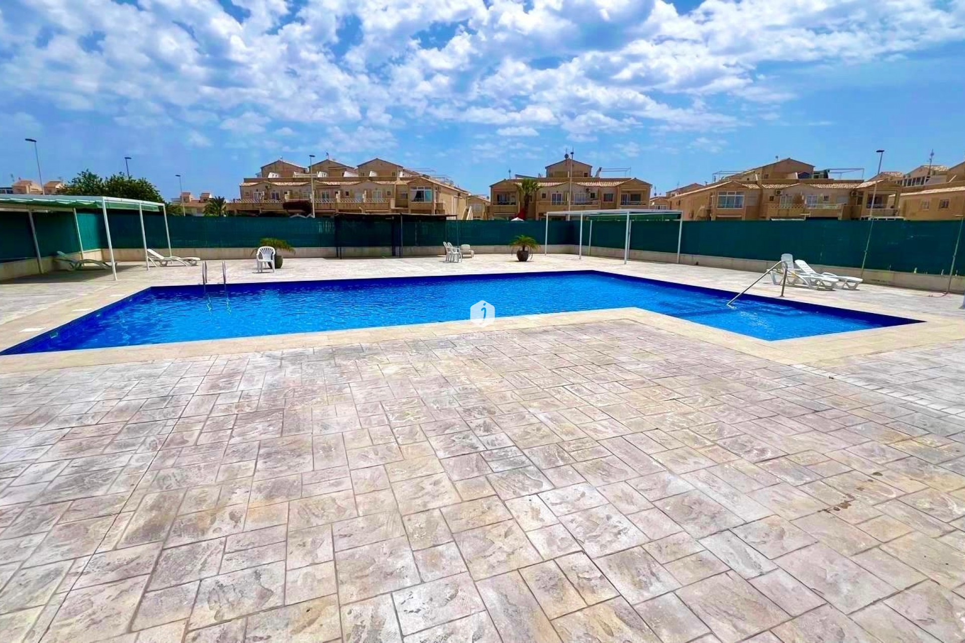 Tweedehands - Chalet -
Torrevieja - La Siesta - El Salado - Torreta