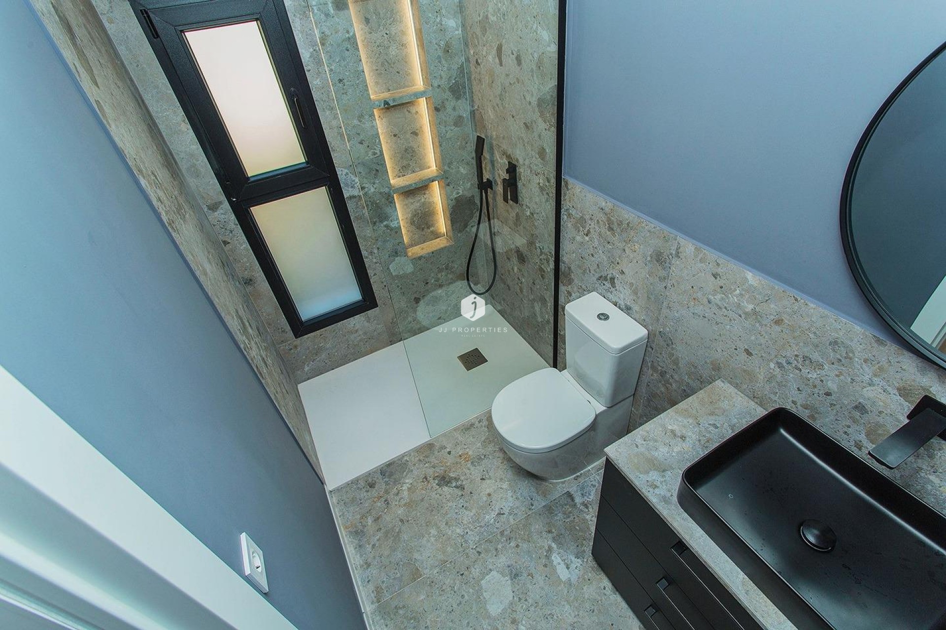 Tweedehands - Chalet -
Torrevieja - La siesta