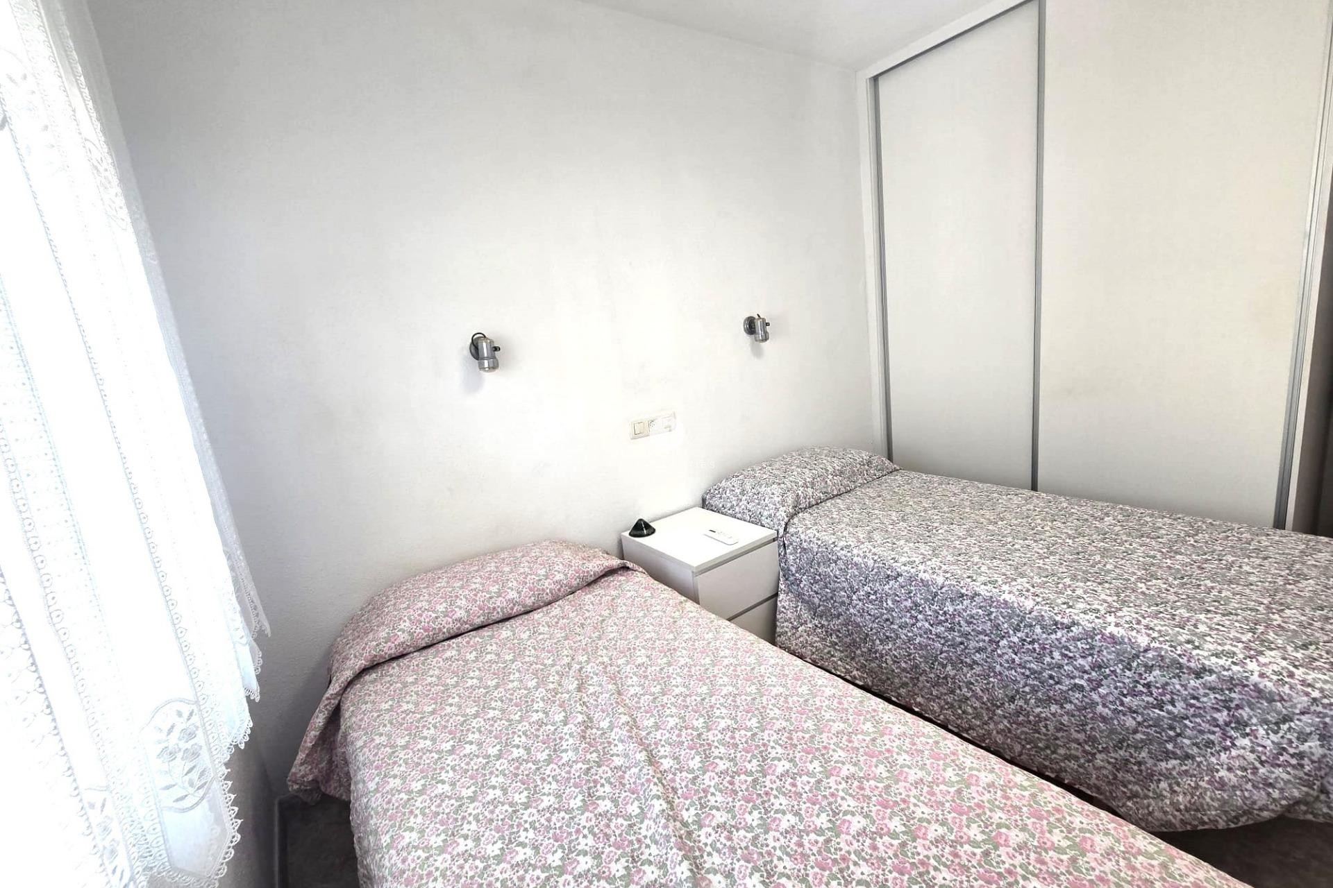 Tweedehands - Chalet -
Torrevieja - Los altos