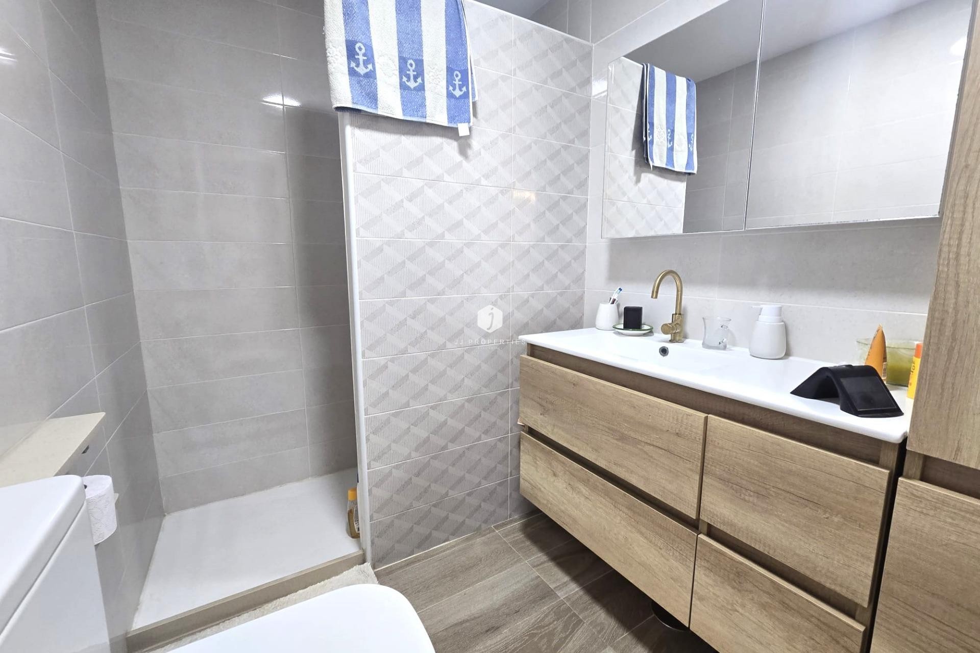 Tweedehands - Chalet -
Torrevieja - Los altos