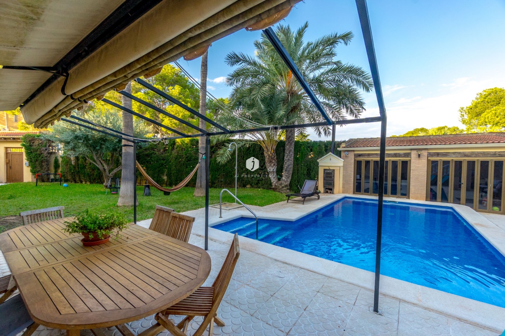 Tweedehands - Chalet -
Torrevieja - Los balcones