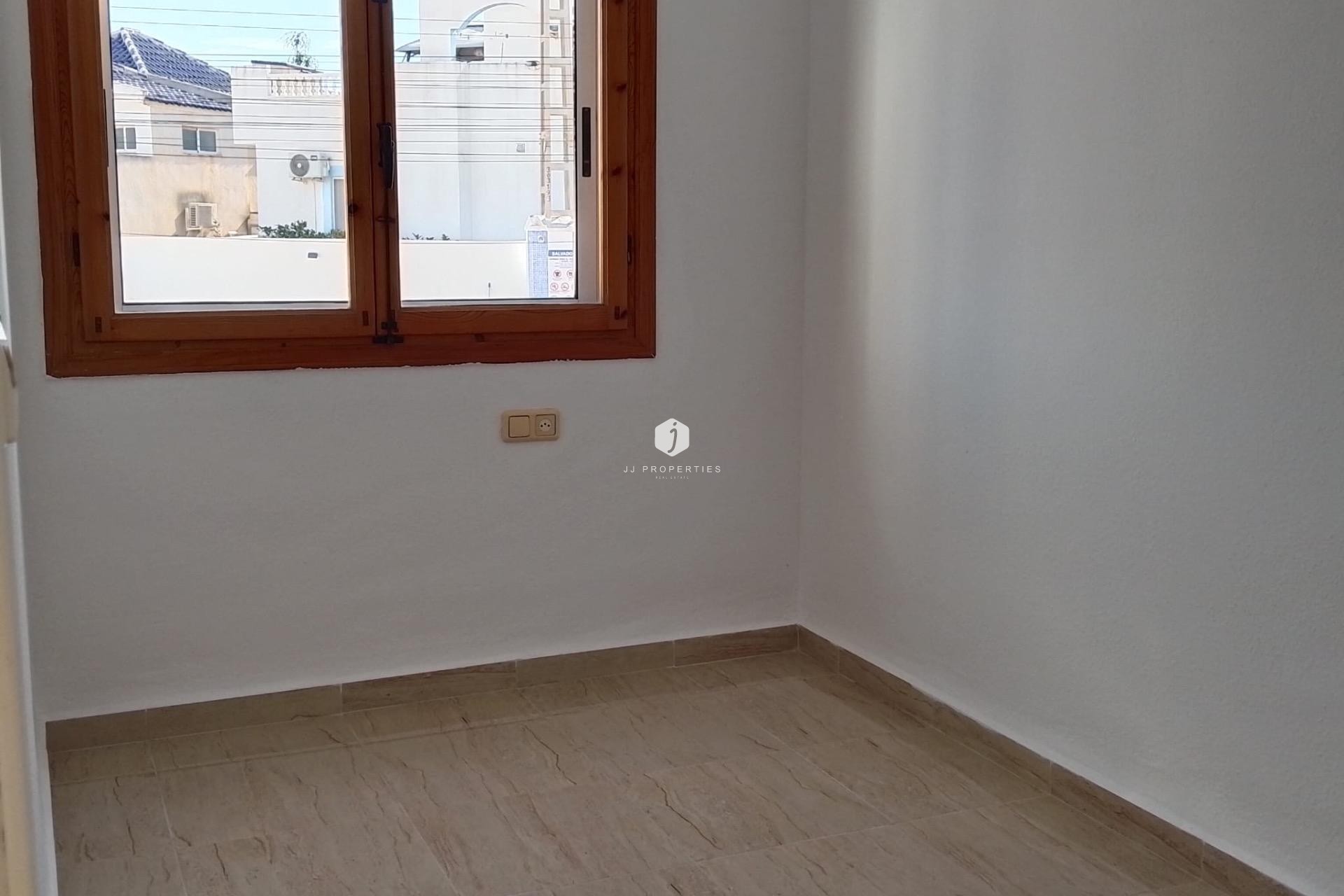 Tweedehands - Chalet -
Torrevieja - Los Balcones