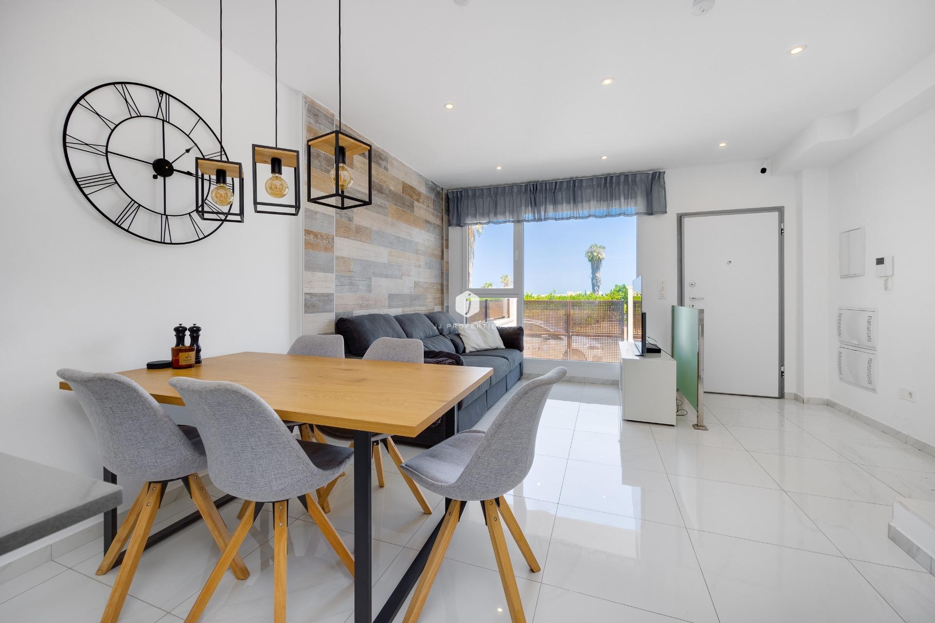 Tweedehands - Chalet -
Torrevieja - Los Balcones