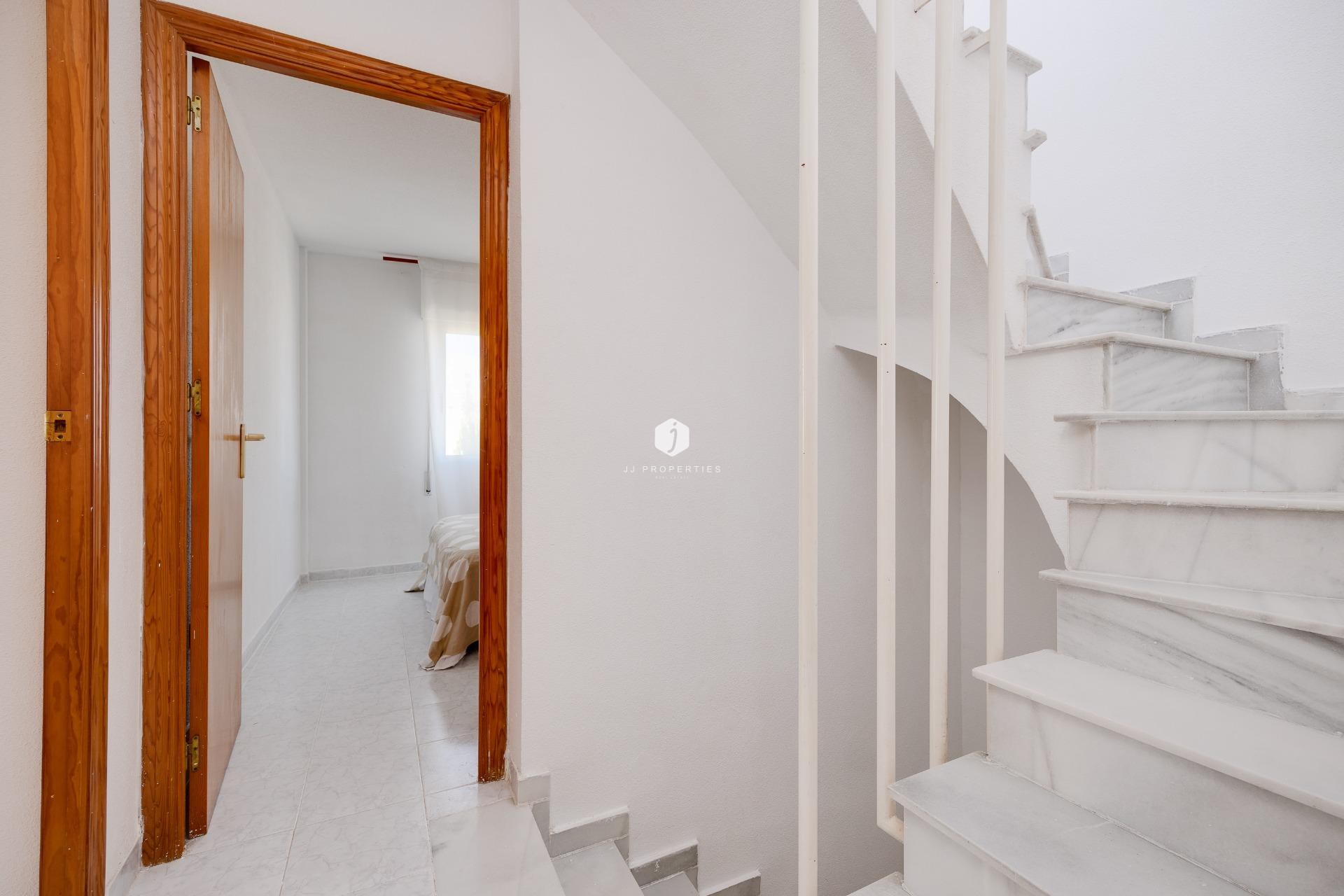 Tweedehands - Chalet -
Torrevieja - Paraje Natural