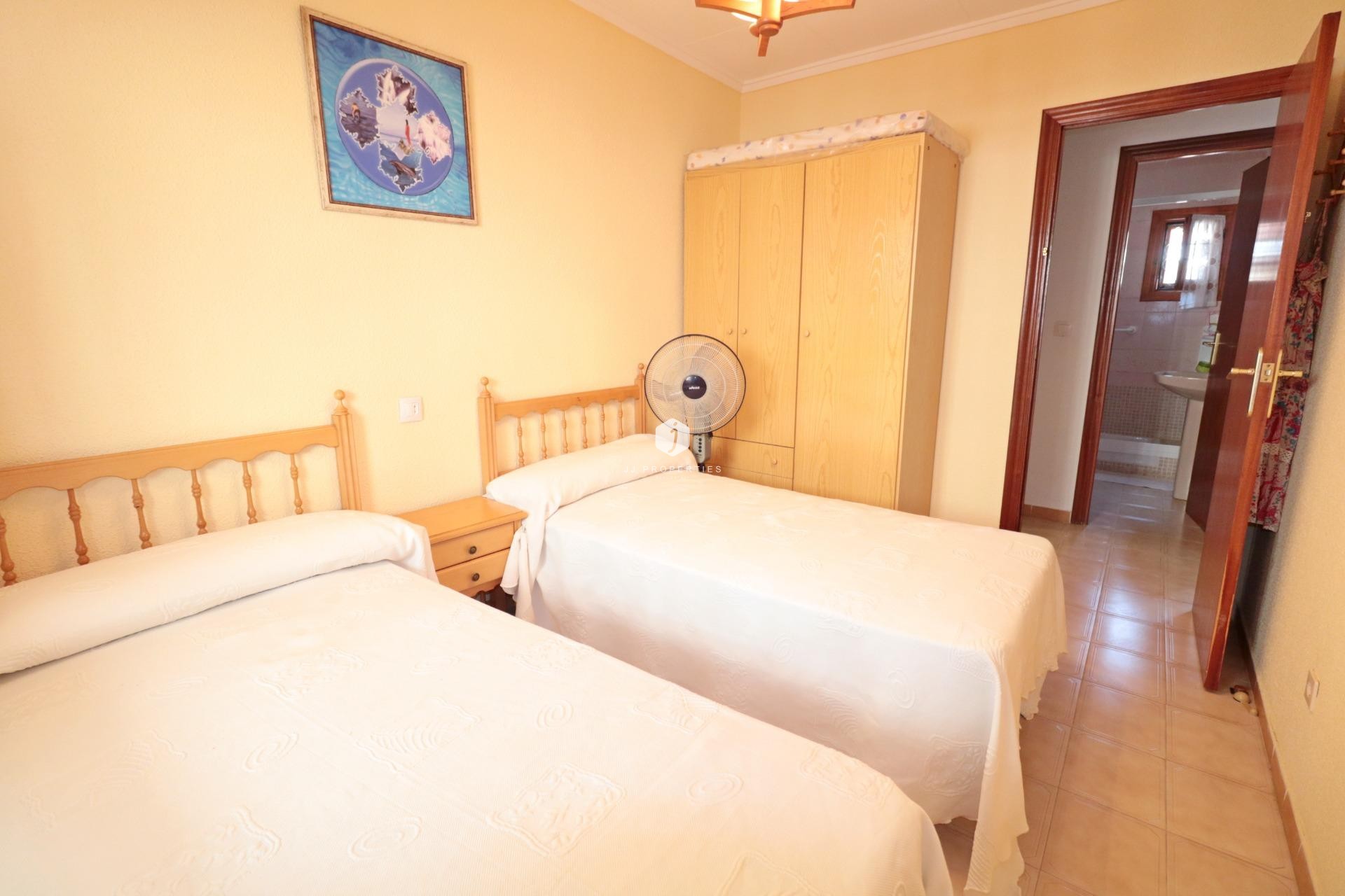 Tweedehands - Chalet -
Torrevieja - Playa de los Naufragos