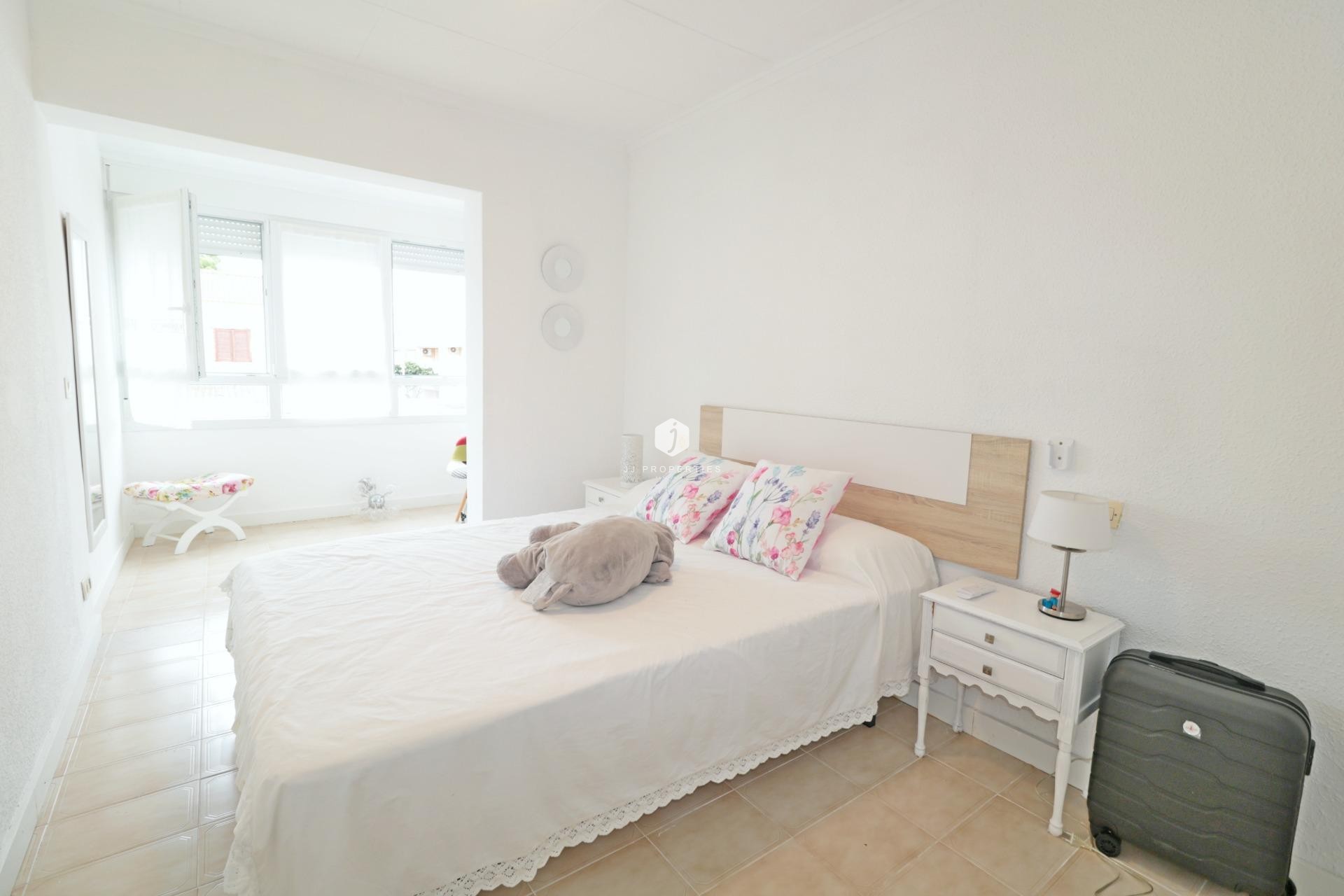Tweedehands - Chalet -
Torrevieja - Playa de los Naufragos