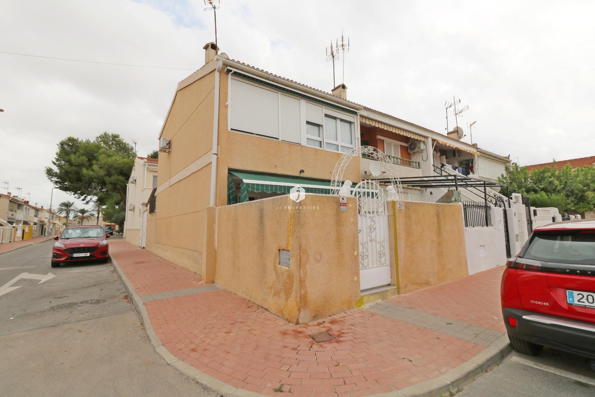 Tweedehands - Chalet -
Torrevieja - Playa de los Naufragos