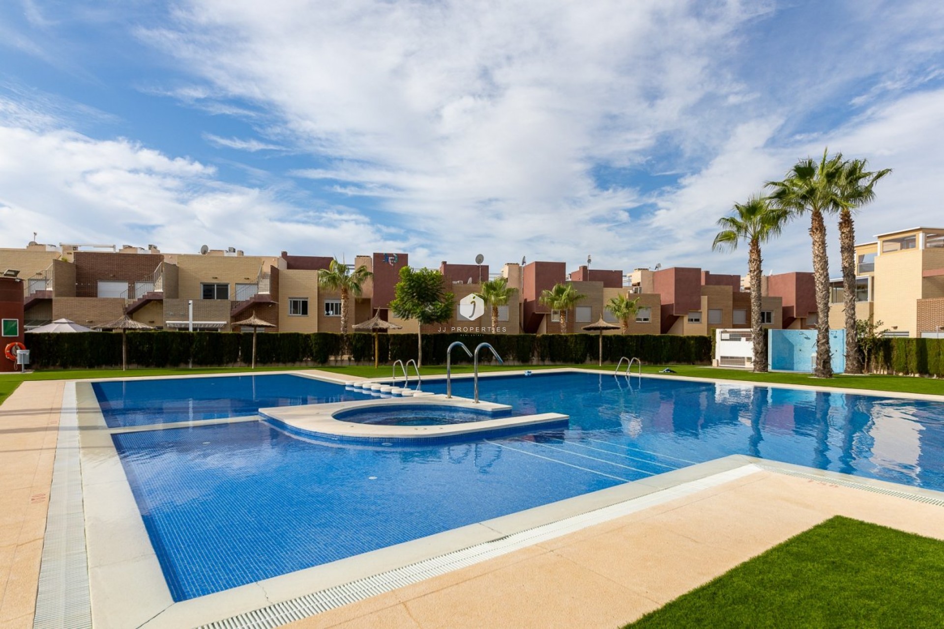 Tweedehands - Chalet -
Torrevieja - Sector 25