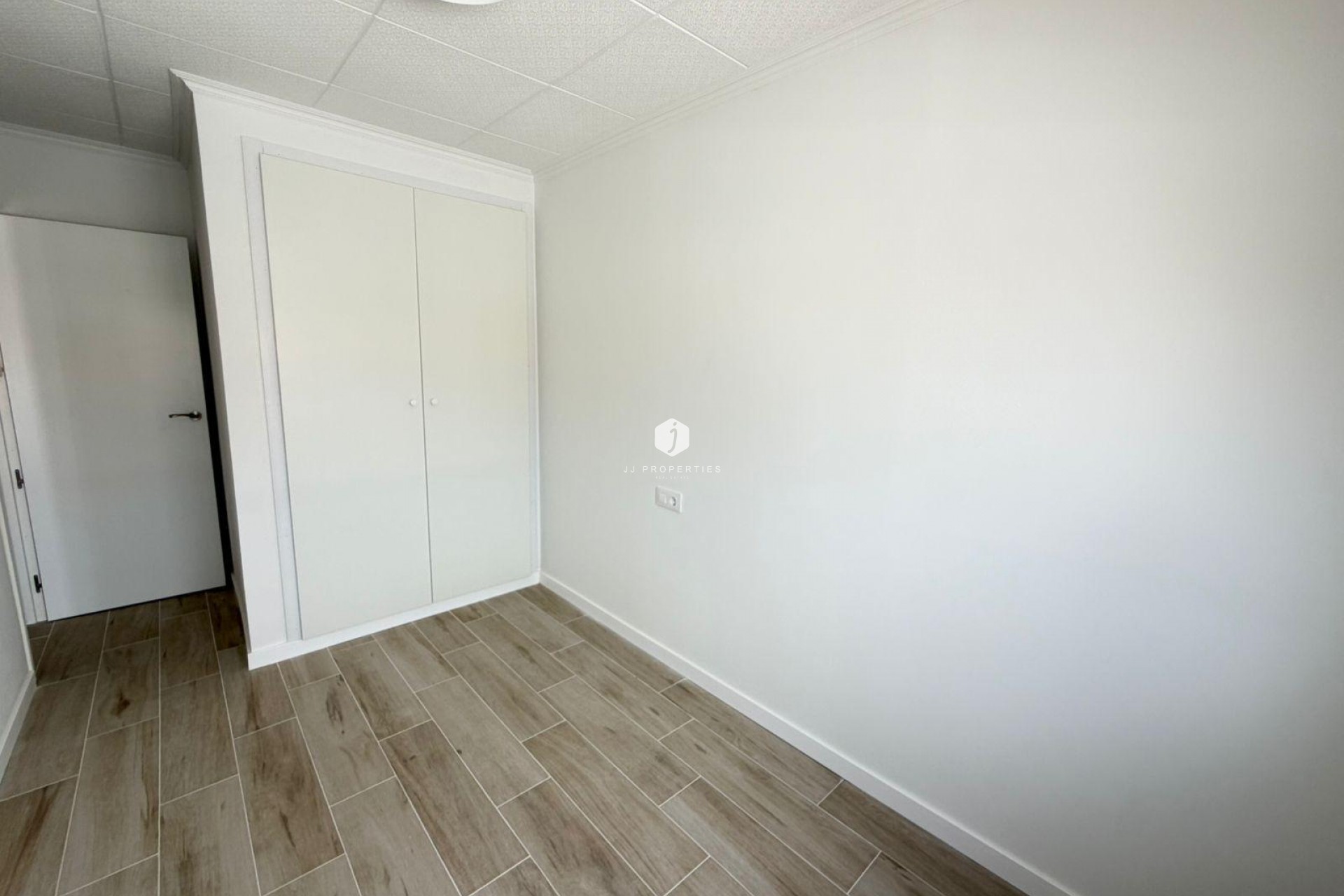 Tweedehands - Chalet -
Torrevieja - Sector 25