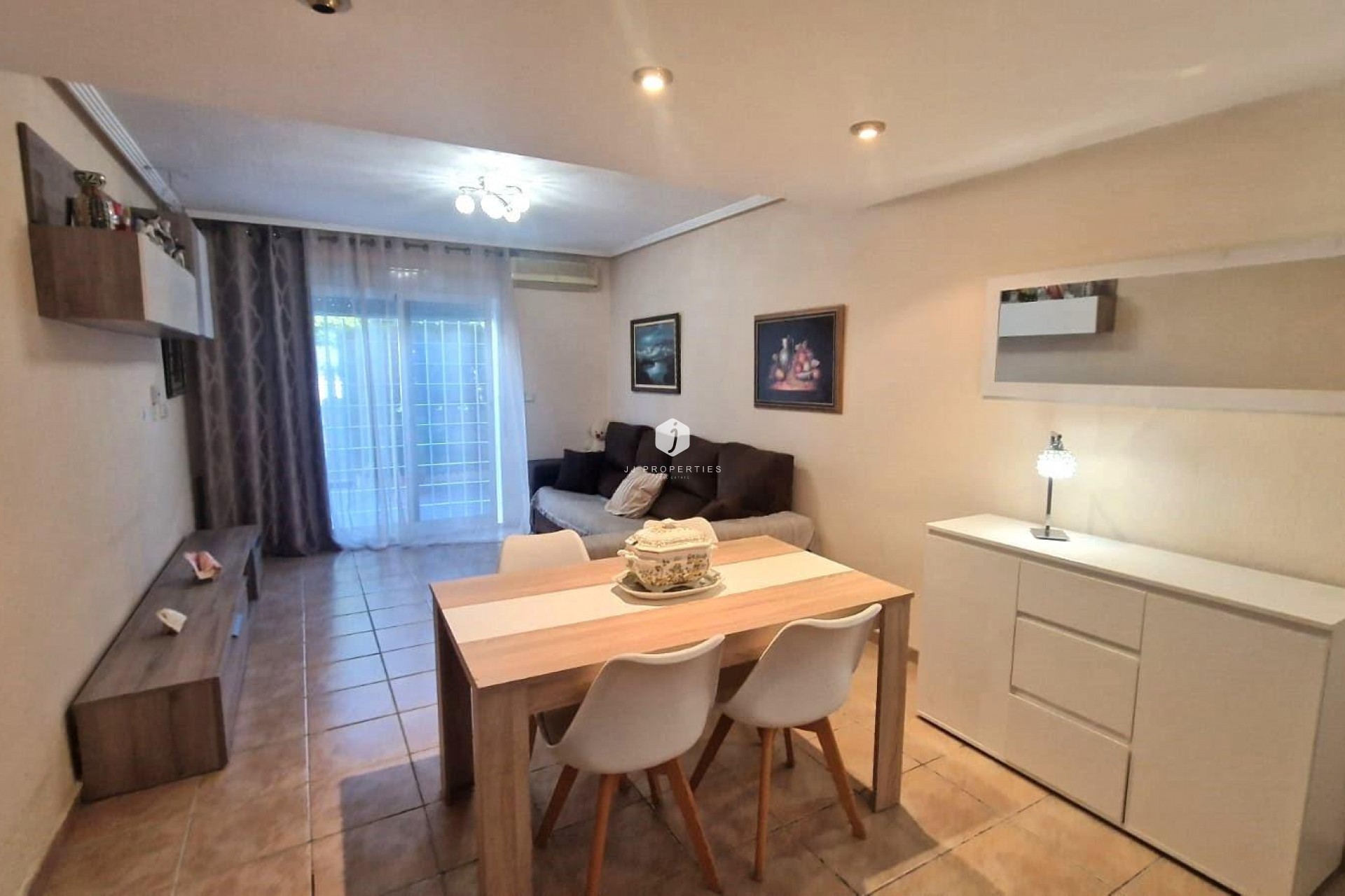 Tweedehands - Chalet -
Torrevieja - Torreblanca