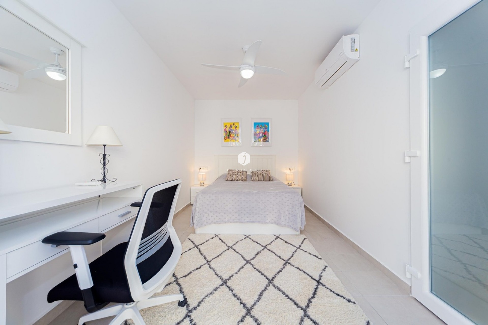 Tweedehands - duplex -
Dehesa de Campoamor - Costa Blanca
