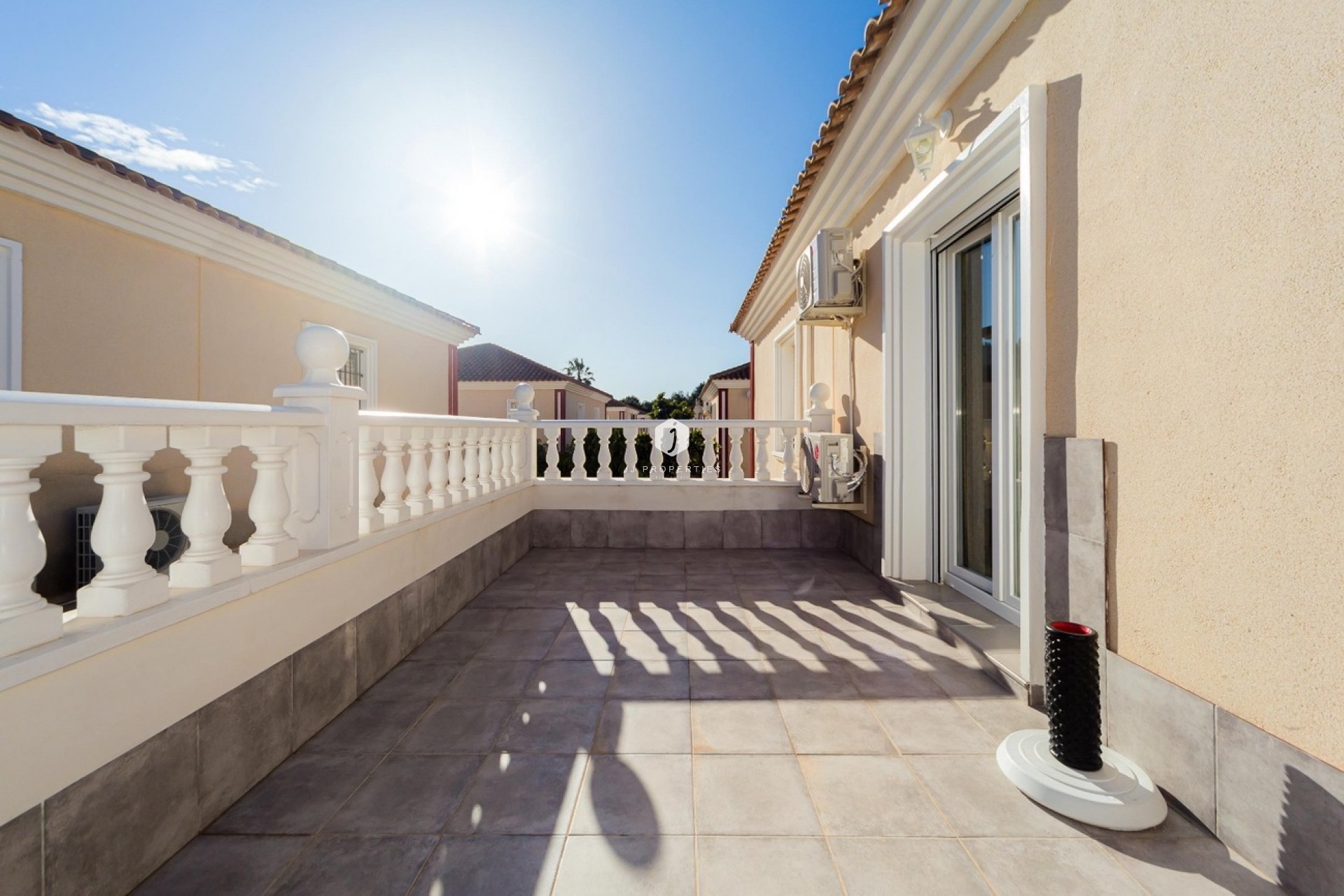 Tweedehands - duplex -
Dehesa de Campoamor - Costa Blanca