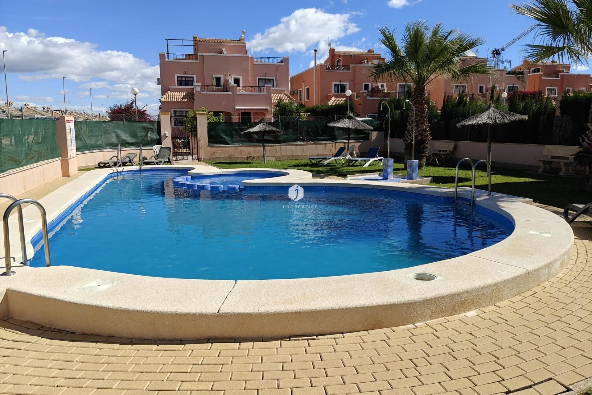 Tweedehands - duplex -
Los Montesinos - Costa Blanca Sur