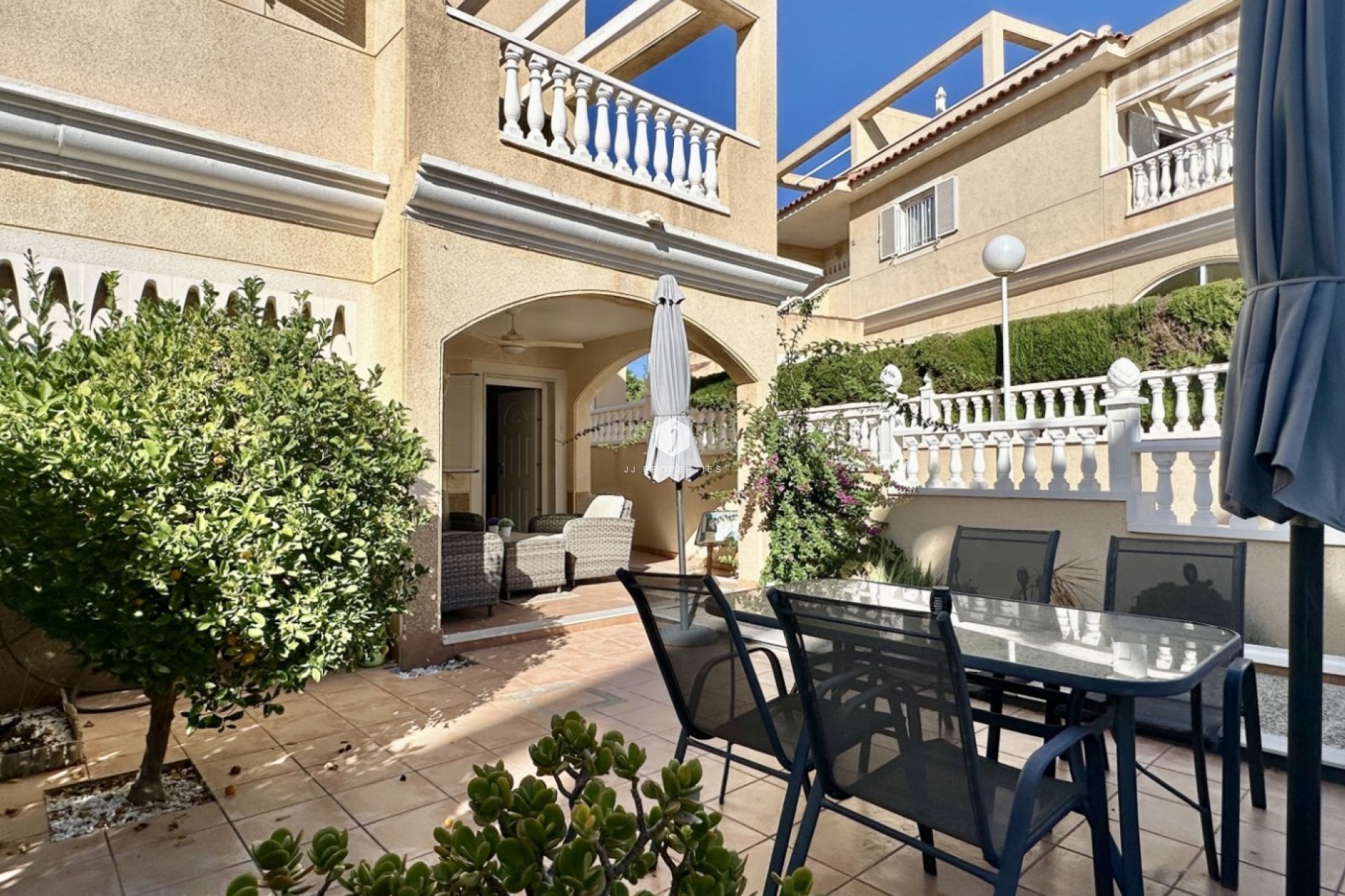 Tweedehands - duplex -
Orihuela Costa - Costa Blanca