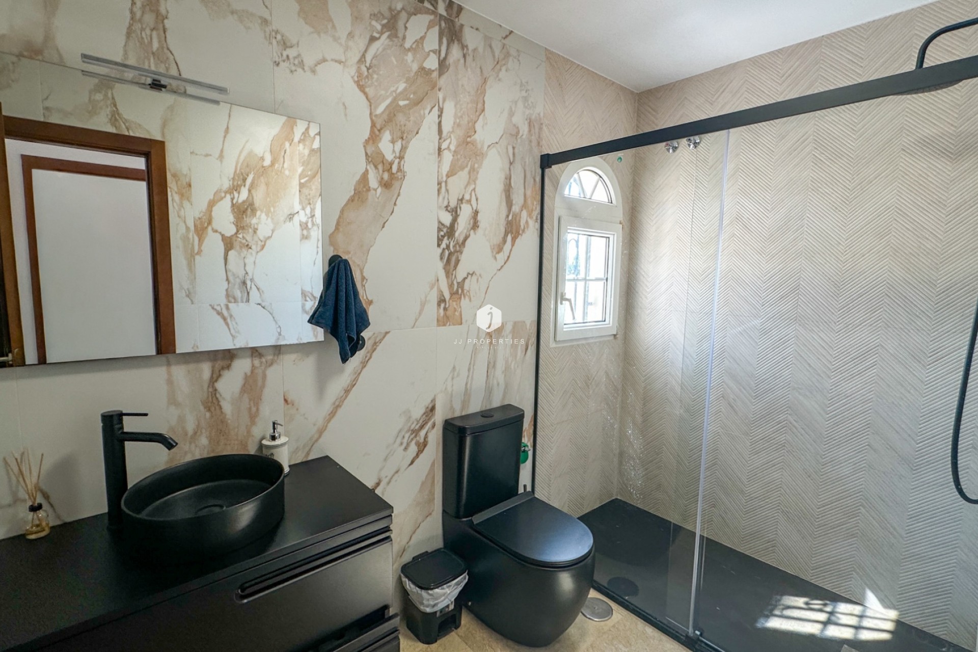 Tweedehands - duplex -
Orihuela Costa - Costa Blanca