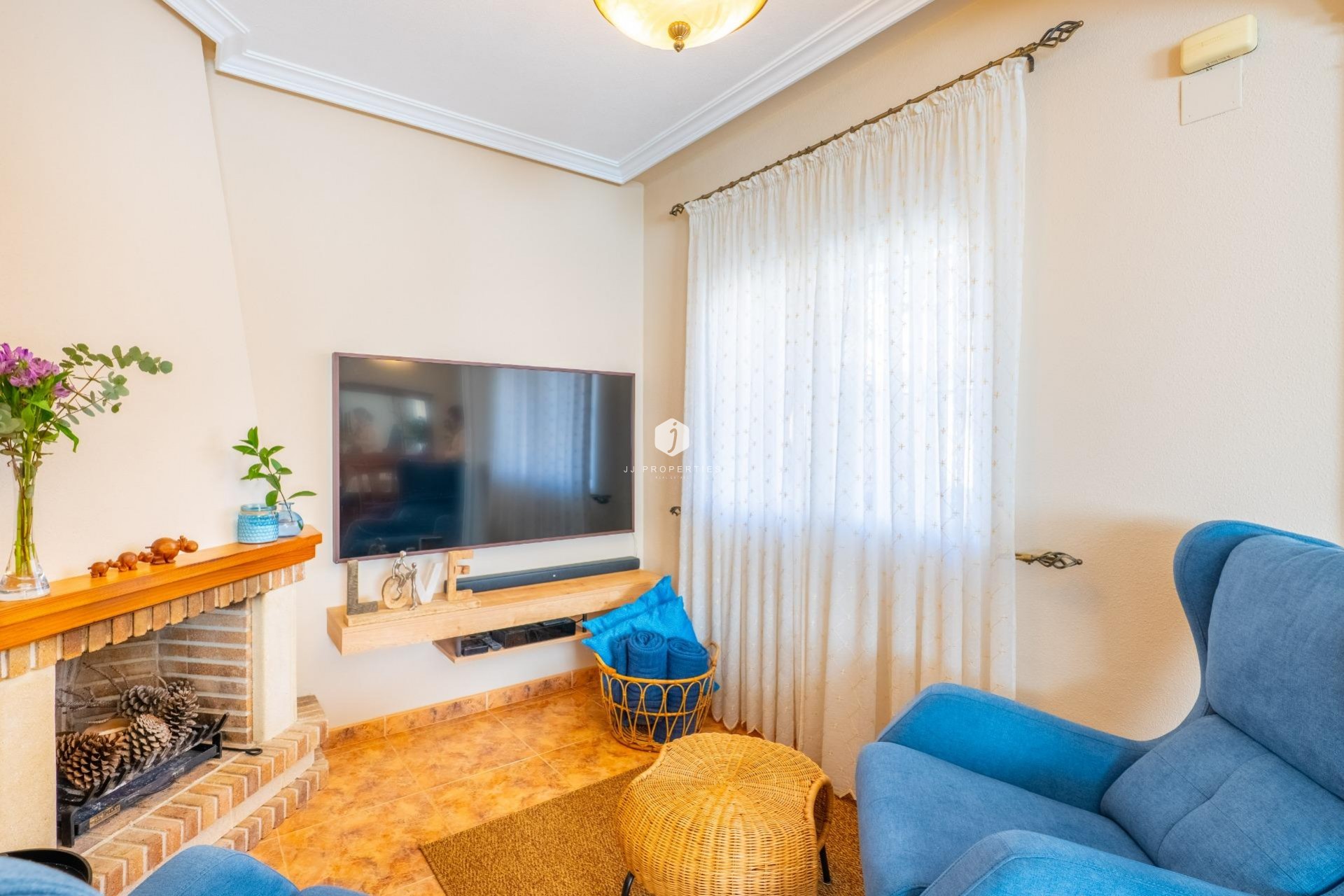 Tweedehands - duplex -
Orihuela Costa - La Regia