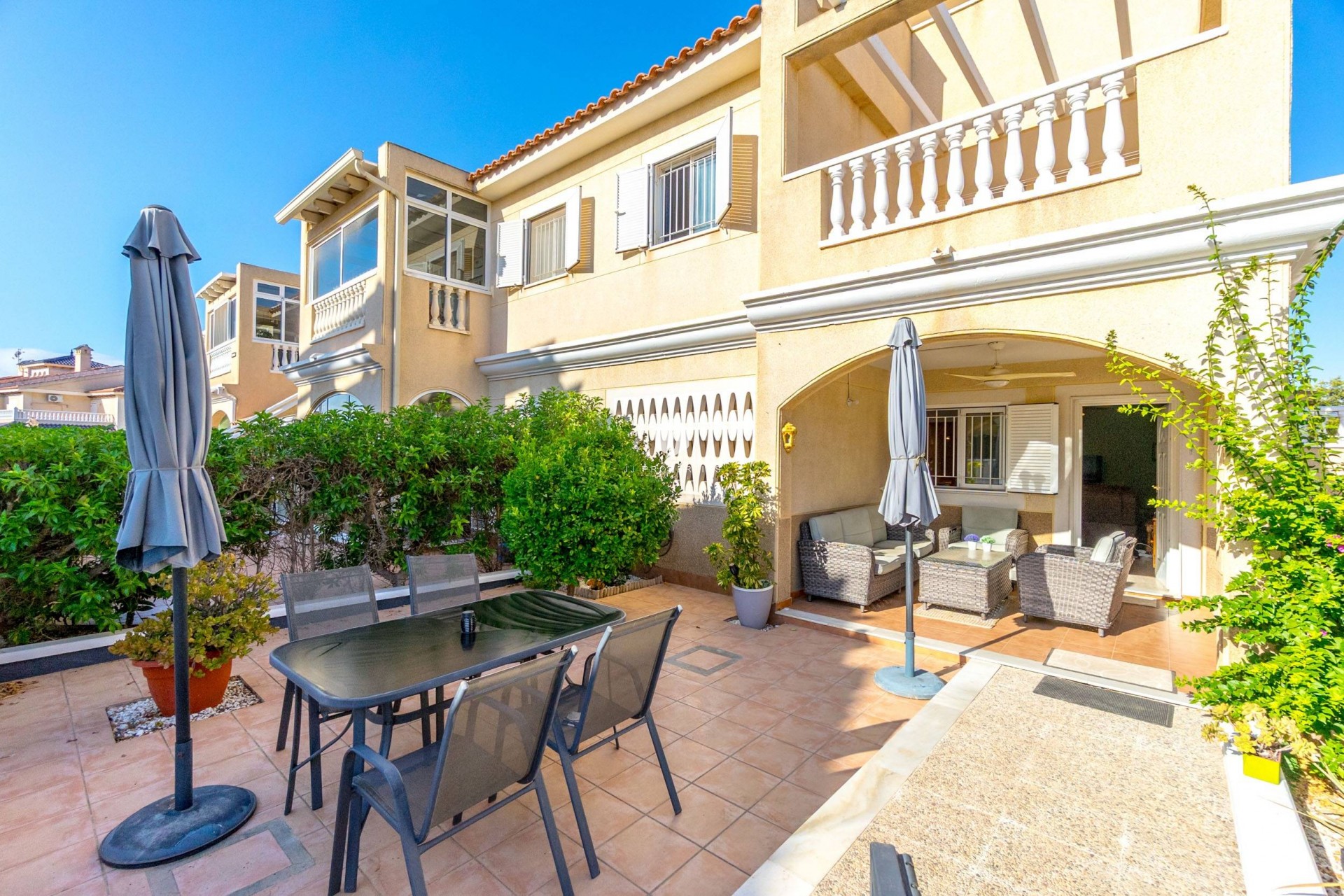 Tweedehands - duplex -
Orihuela Costa - Playa Flamenca