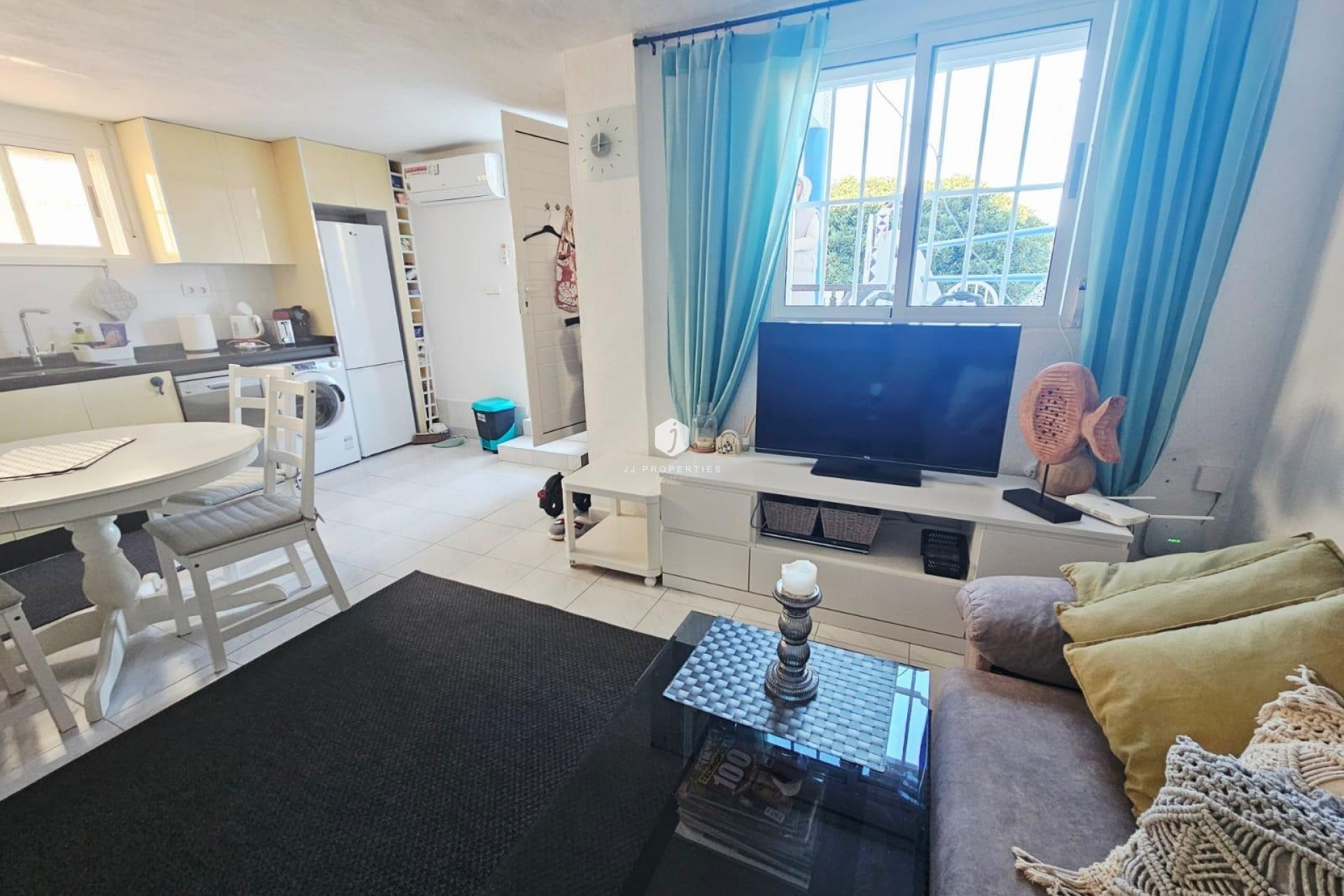 Tweedehands - duplex -
Torrevieja - Cabo cervera