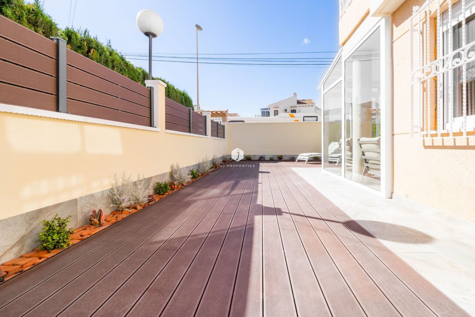 Tweedehands - duplex -
Torrevieja - Costa Blanca
