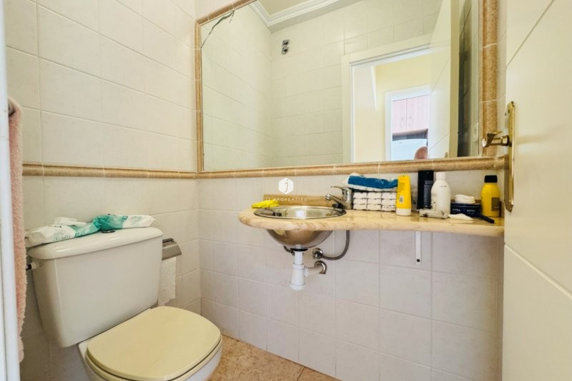 Tweedehands - duplex -
Torrevieja - Costa Blanca