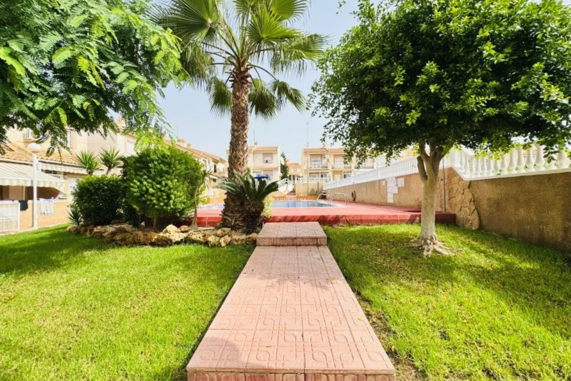 Tweedehands - duplex -
Torrevieja - Costa Blanca