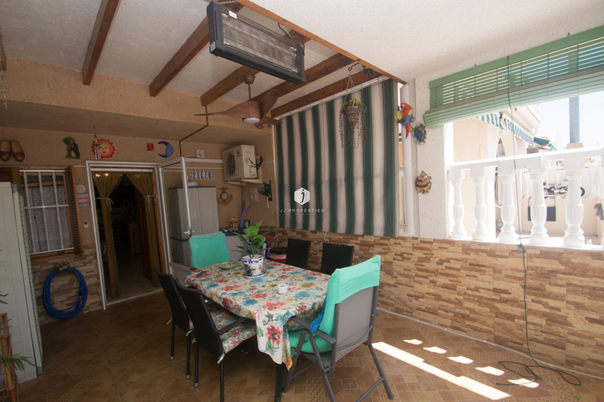 Tweedehands - duplex -
Torrevieja - Costa Blanca