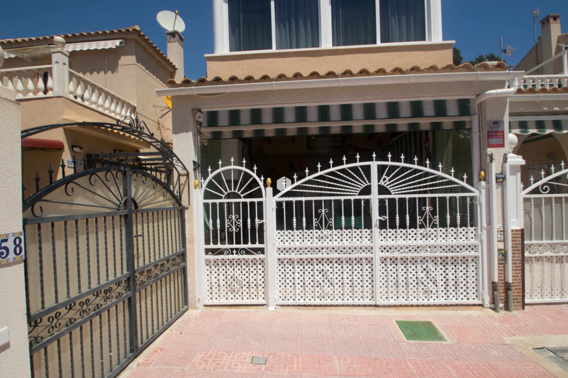 Tweedehands - duplex -
Torrevieja - Costa Blanca