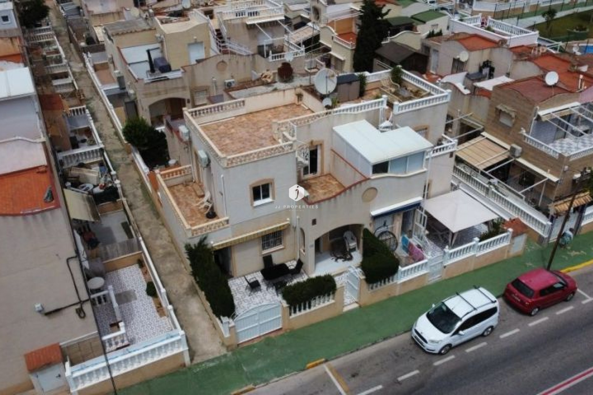 Tweedehands - duplex -
Torrevieja - Costa Blanca