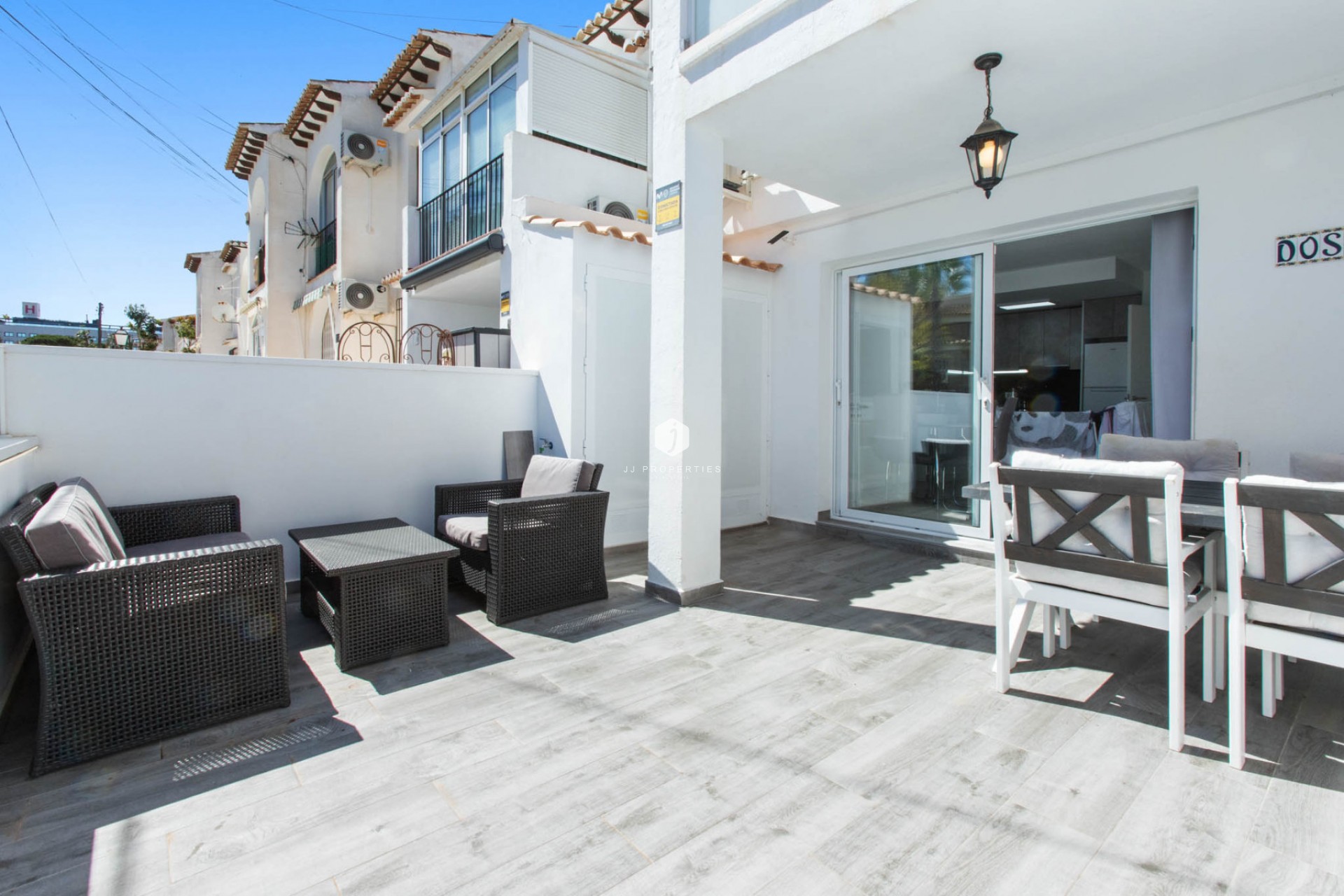 Tweedehands - duplex -
Torrevieja - Costa Blanca