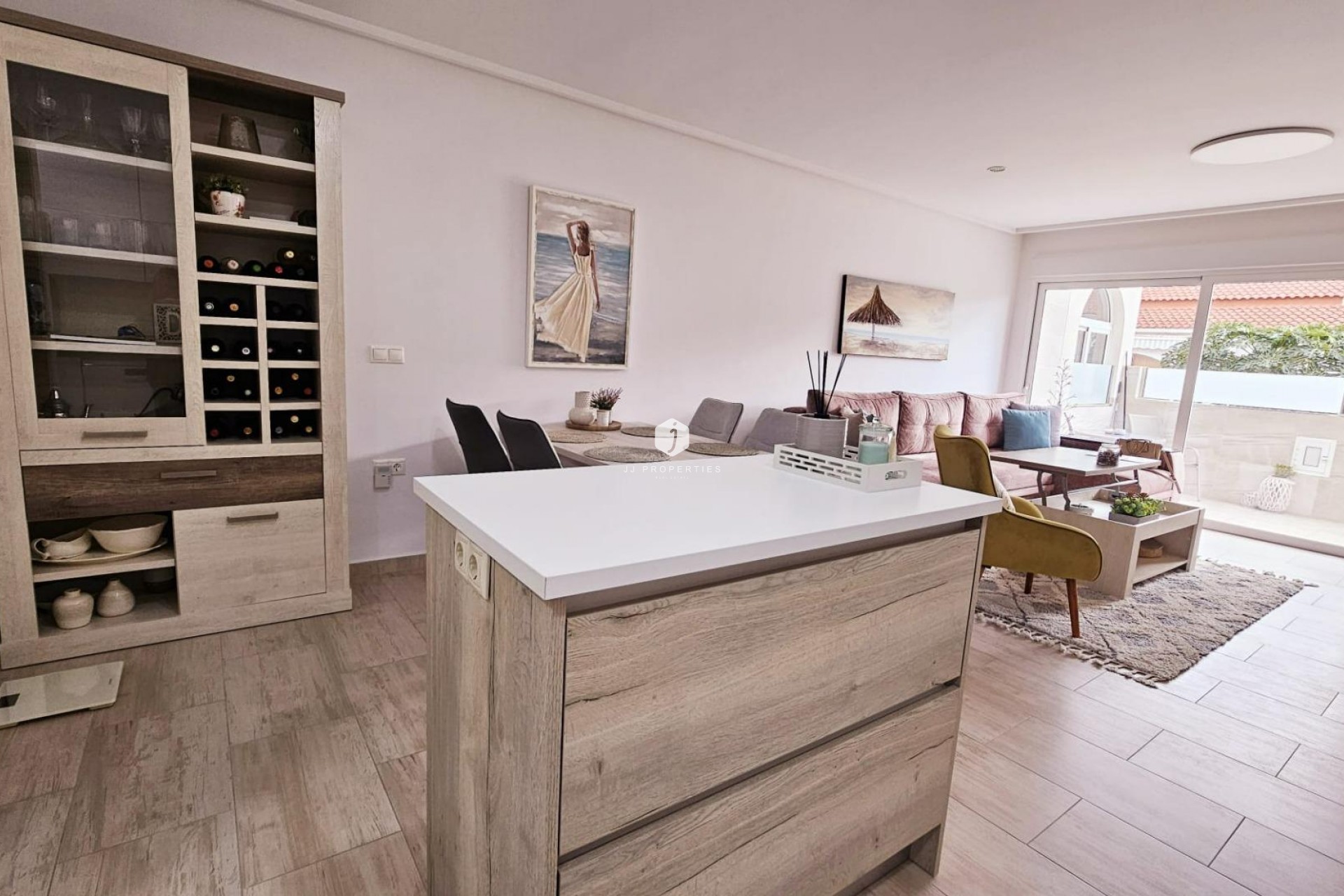 Tweedehands - duplex -
Torrevieja - La siesta