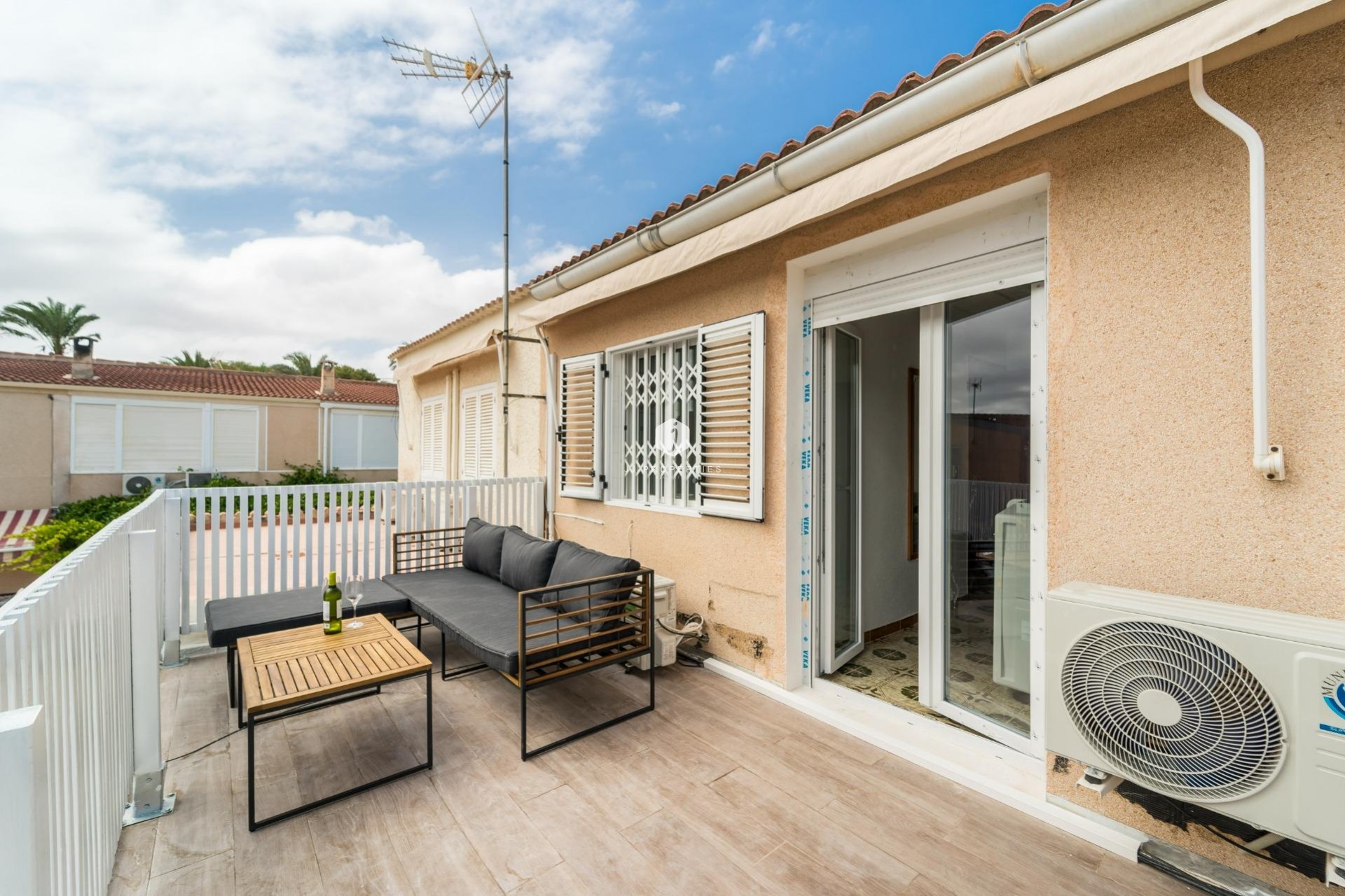 Tweedehands - duplex -
Torrevieja - Playa de los Naufragos