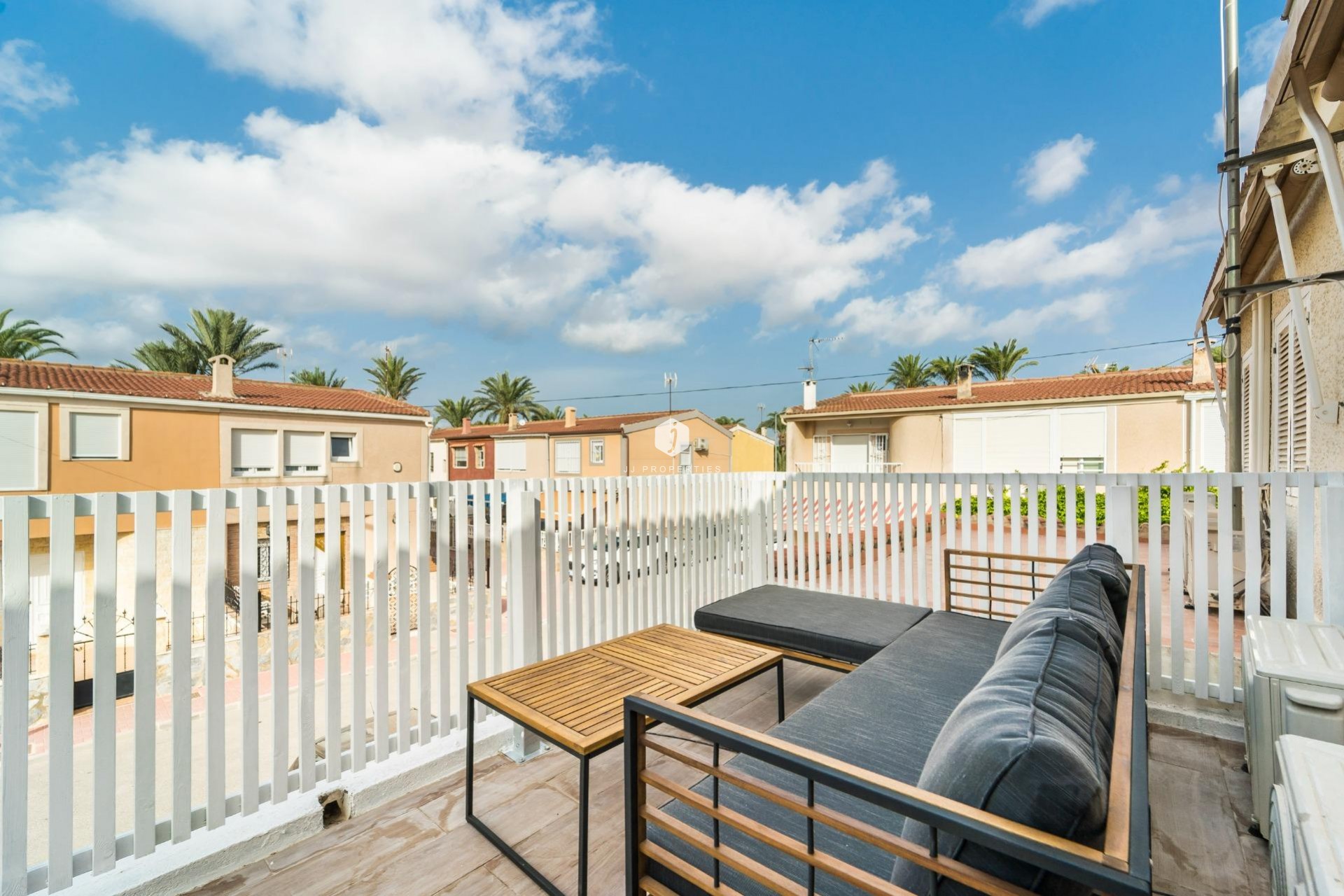 Tweedehands - duplex -
Torrevieja - Playa de los Naufragos