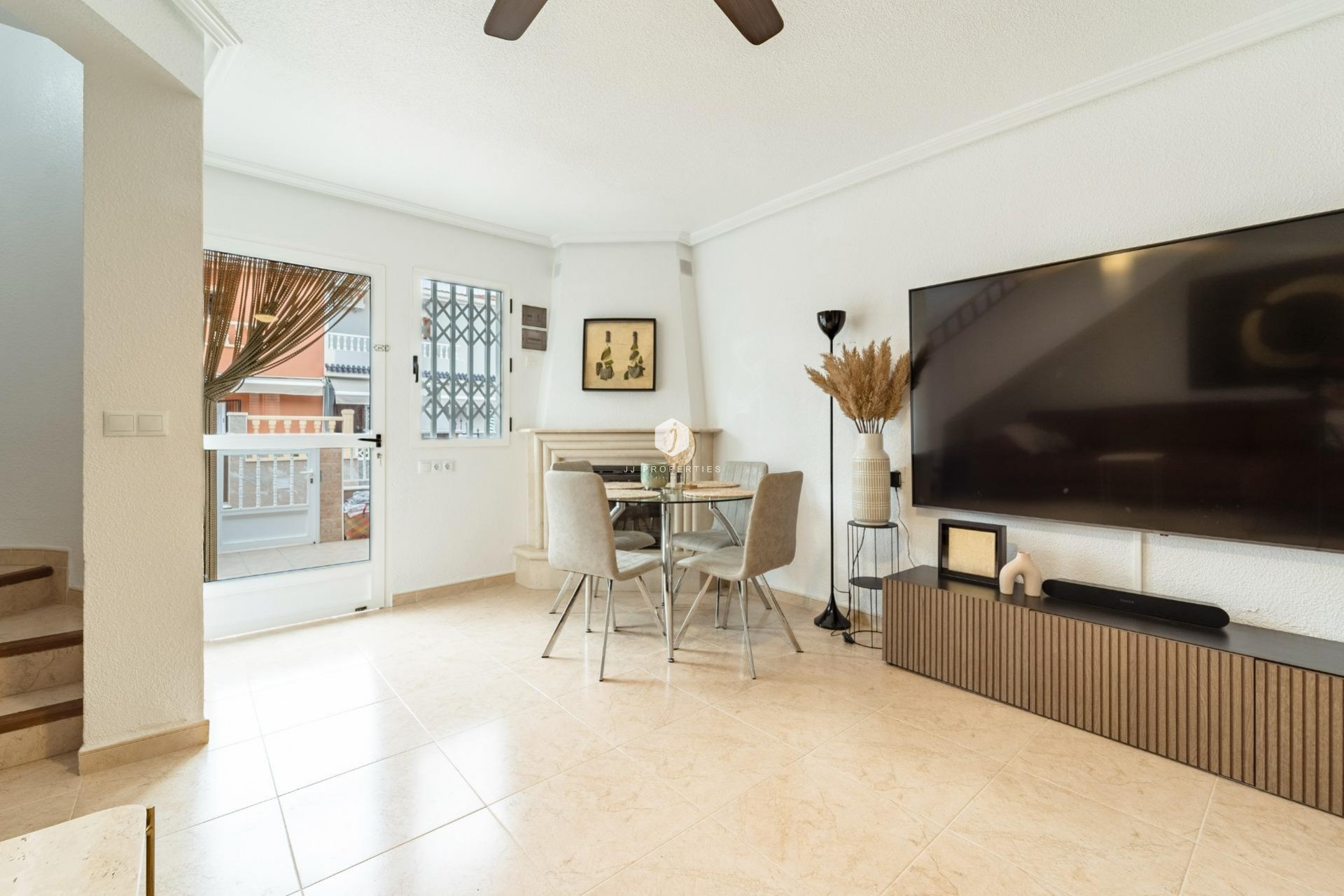 Tweedehands - duplex -
Torrevieja - Playa de los Naufragos