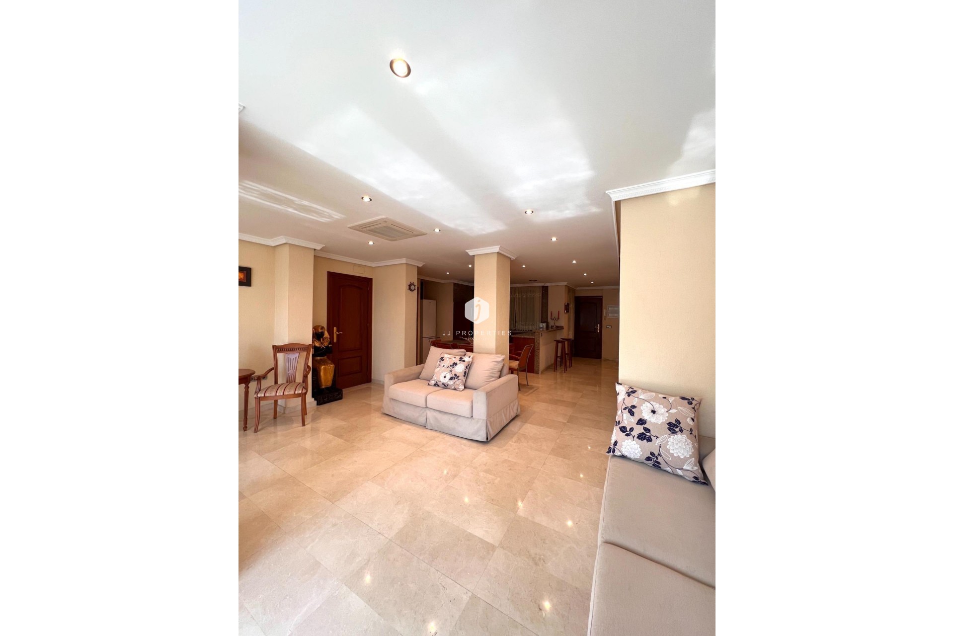 Tweedehands - duplex -
Torrevieja