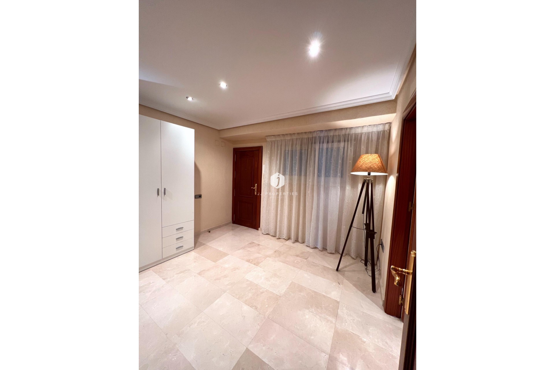 Tweedehands - duplex -
Torrevieja