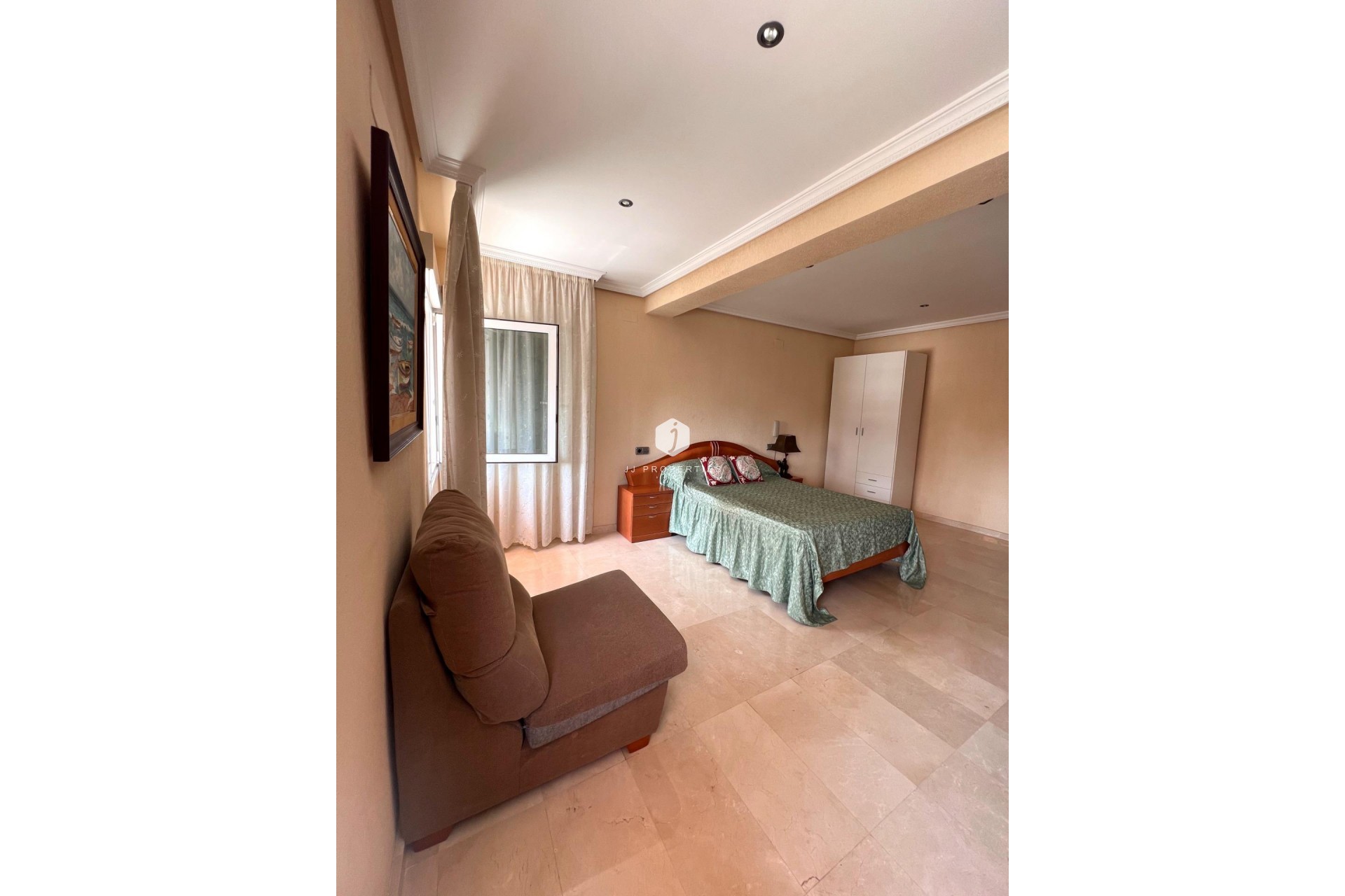 Tweedehands - duplex -
Torrevieja