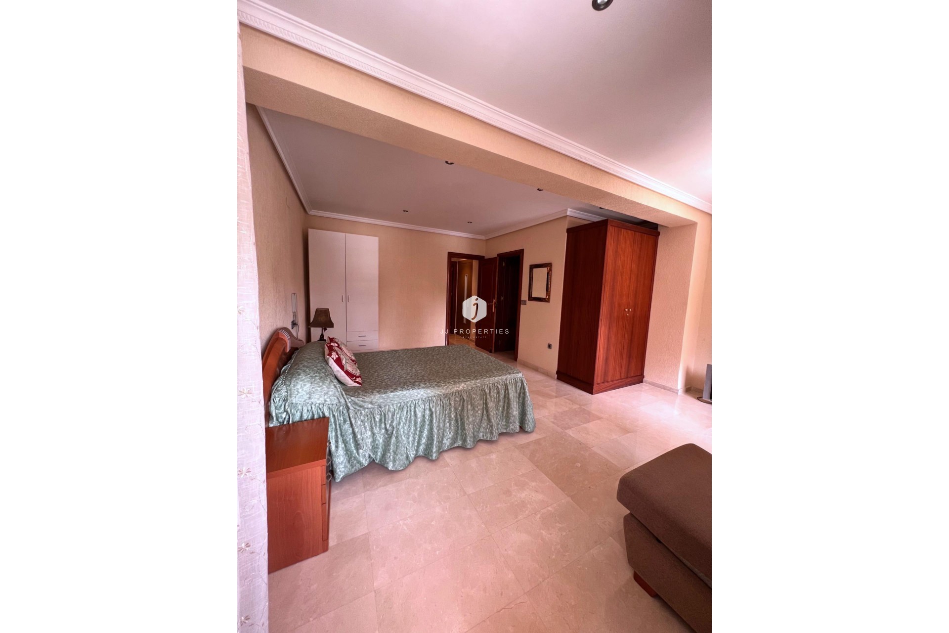 Tweedehands - duplex -
Torrevieja