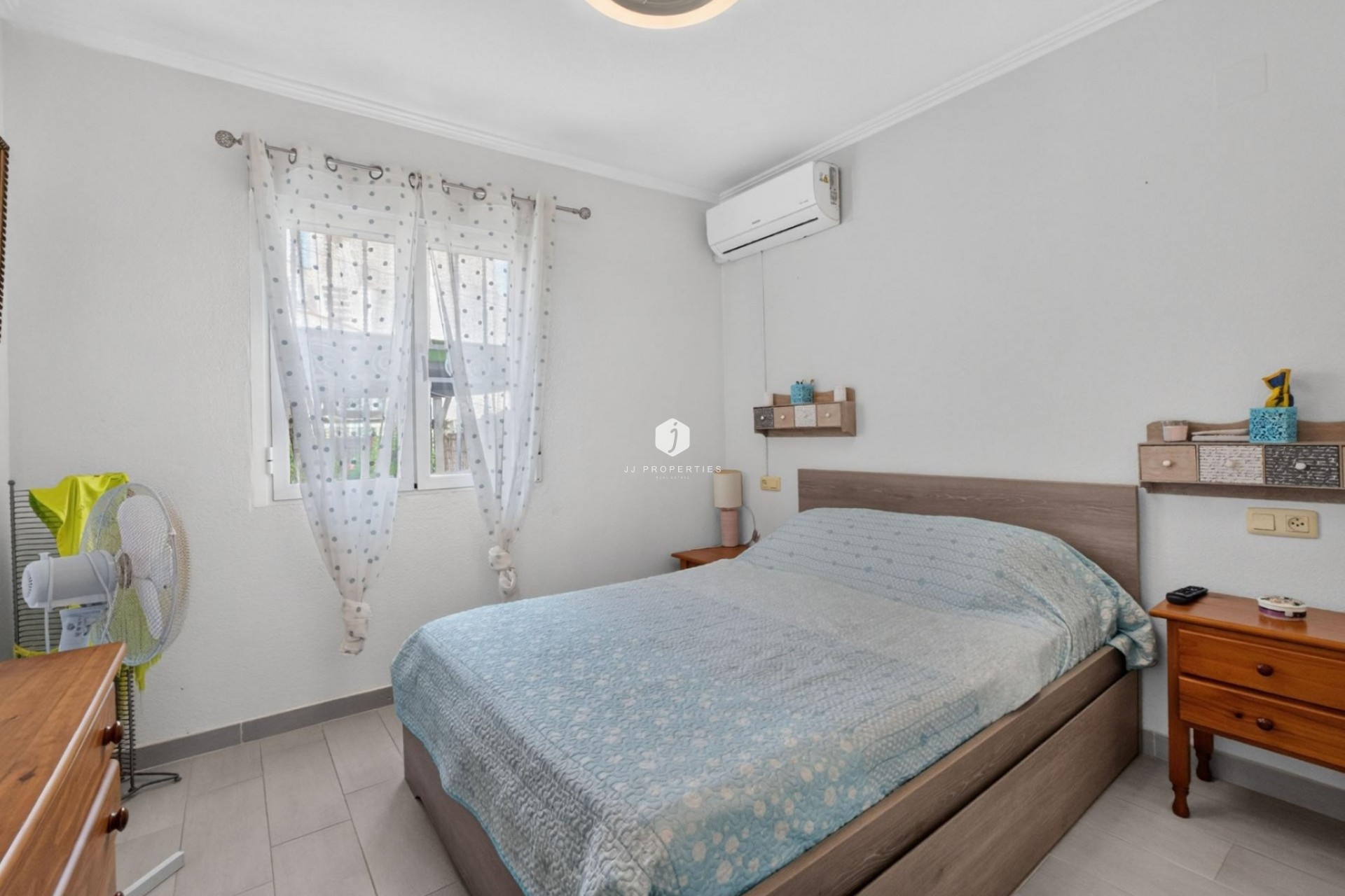 Tweedehands - Herenhuis -
Torrevieja - Lago jardin