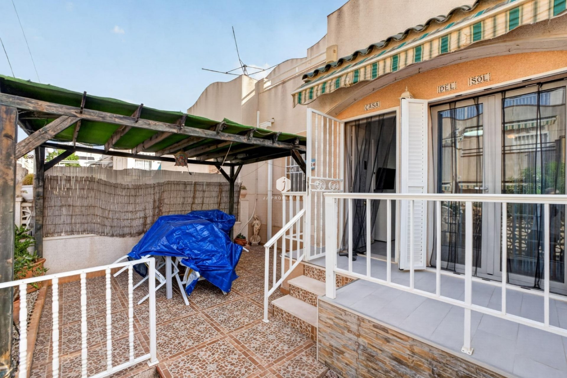 Tweedehands - Herenhuis -
Torrevieja - Lago jardin