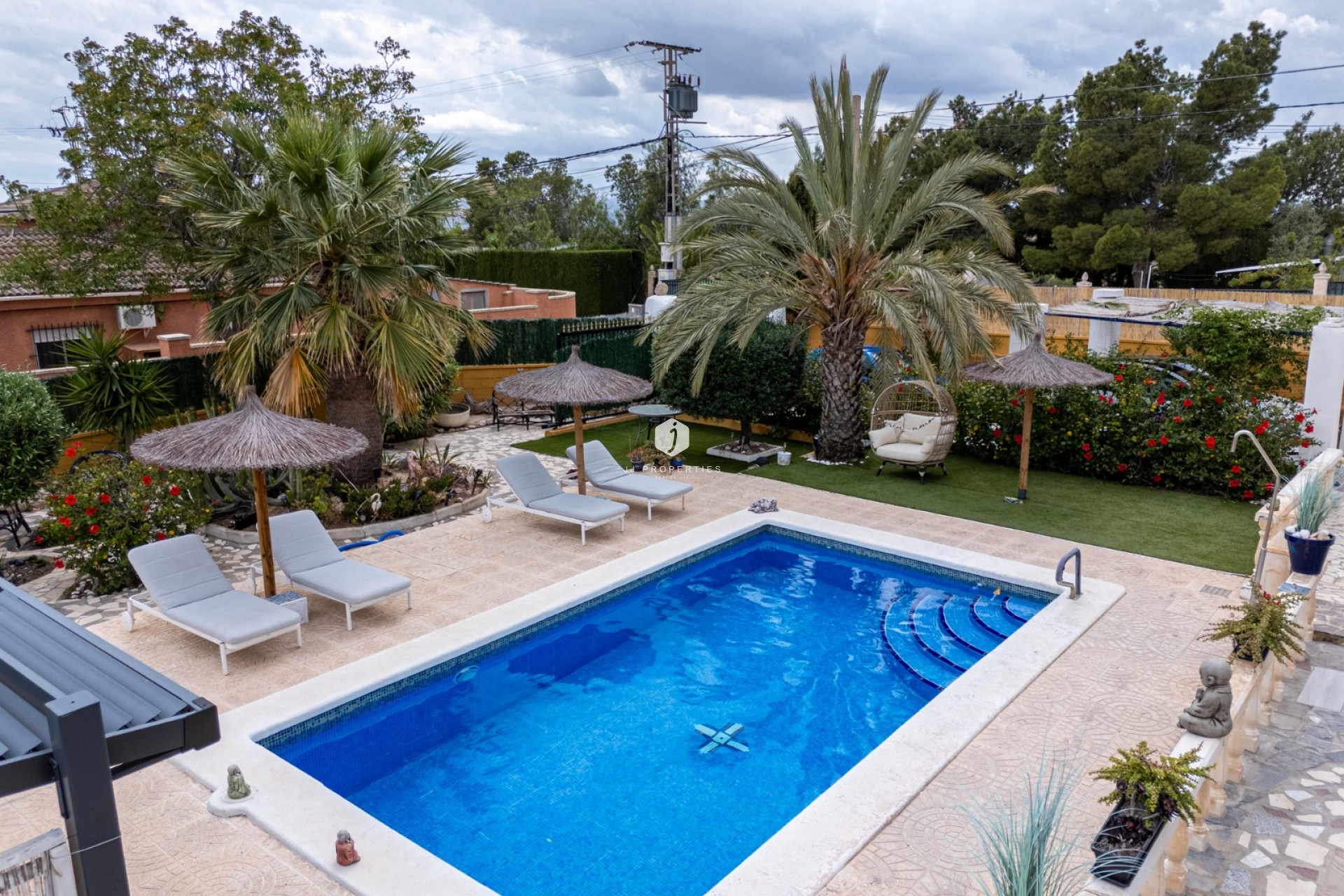 Tweedehands - Landelijk eigendom -
Albatera - Inland