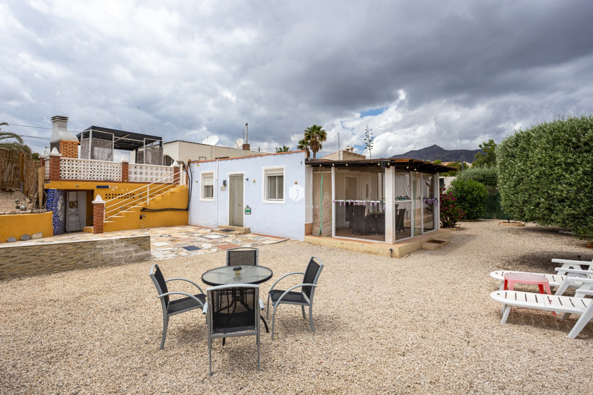 Tweedehands - Landelijk eigendom -
Albatera - Inland