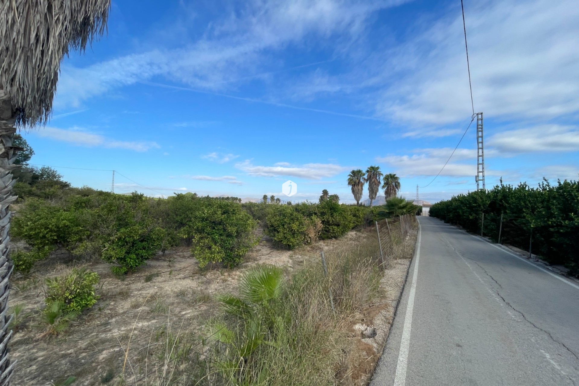 Tweedehands - Landelijk eigendom -
Jacarilla - Inland
