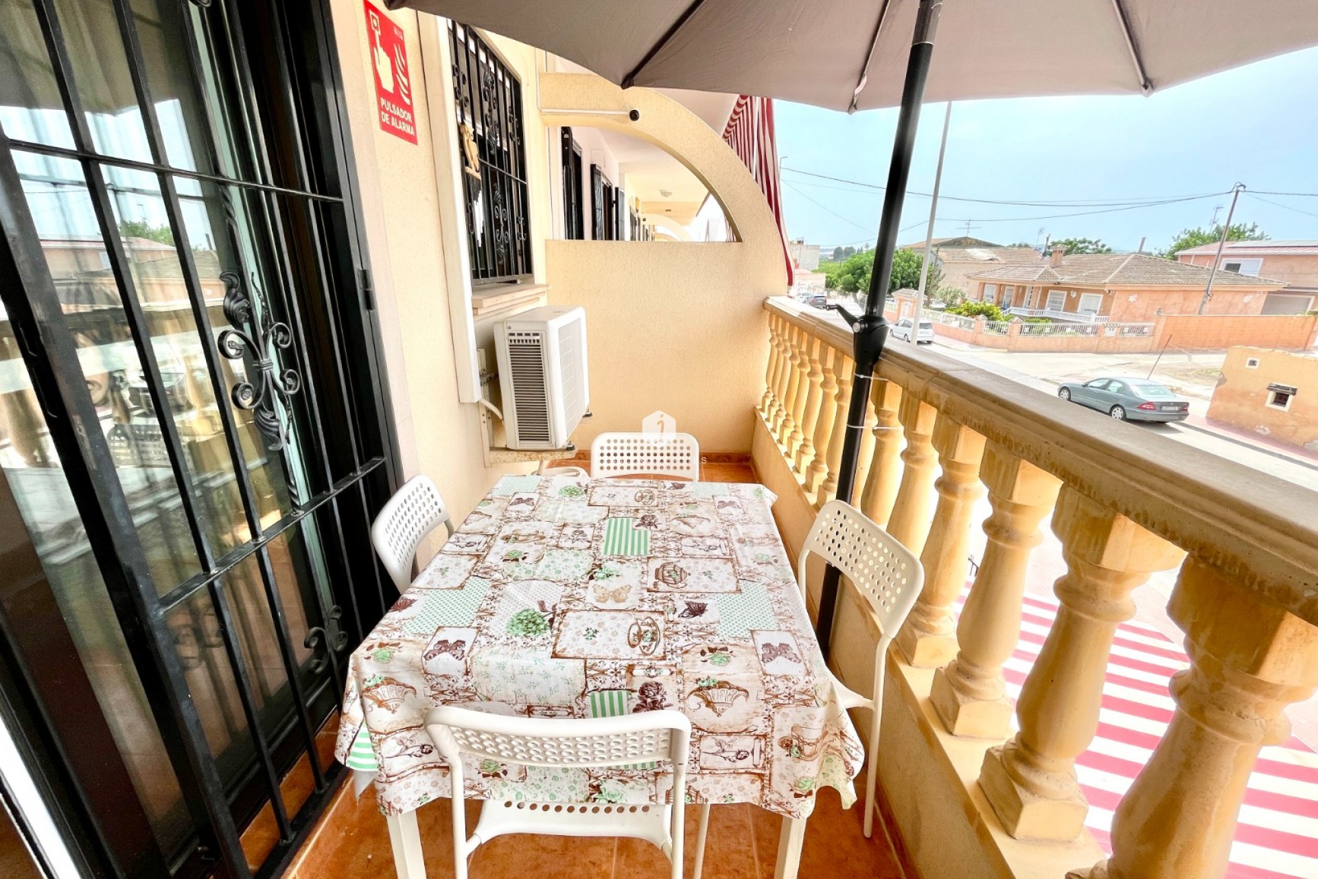 Tweedehands - Penthouse -
Daya Nueva - Costa Blanca