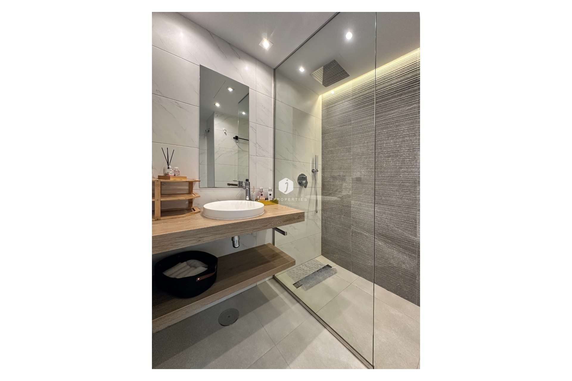 Tweedehands - Penthouse -
Guardamar del Segura - Costa Blanca