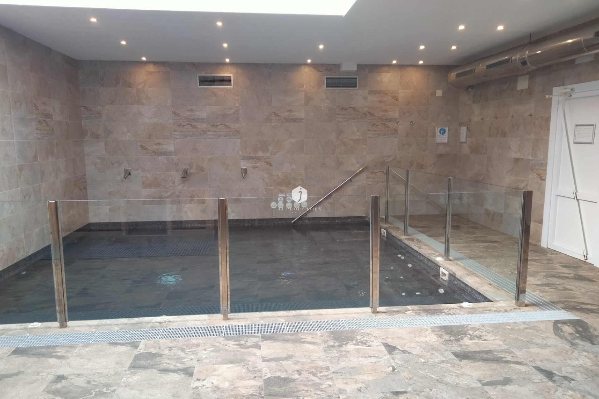 Tweedehands - Penthouse -
Guardamar del Segura - Costa Blanca