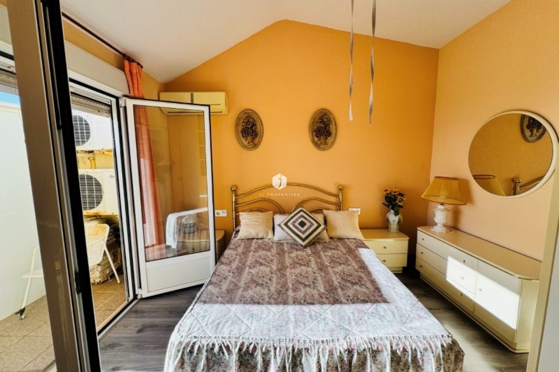 Tweedehands - Penthouse -
La Mata - Costa Blanca