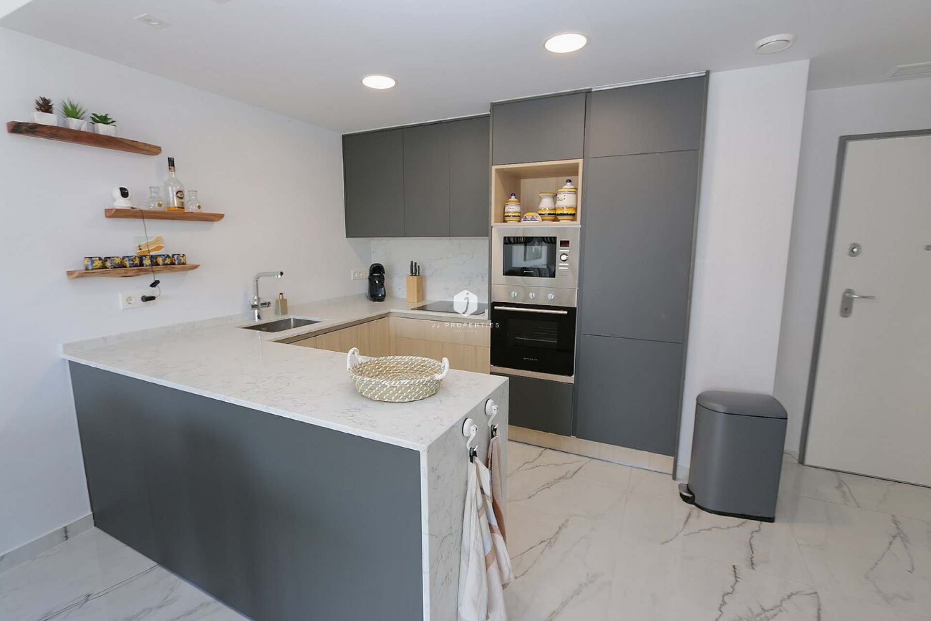 Tweedehands - Penthouse -
Los Altos - Costa Blanca