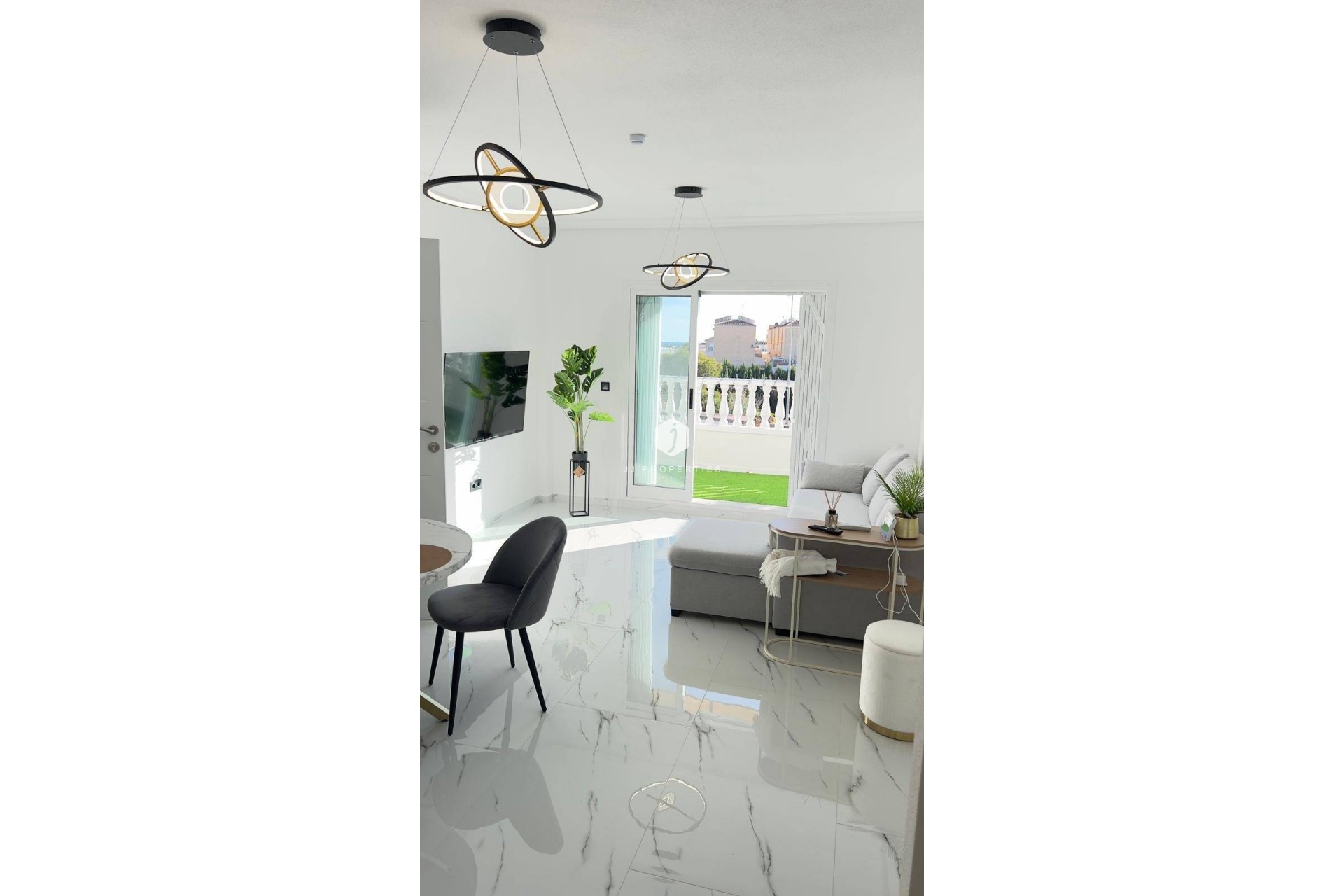 Tweedehands - Penthouse -
Orihuela Costa - La Zenia