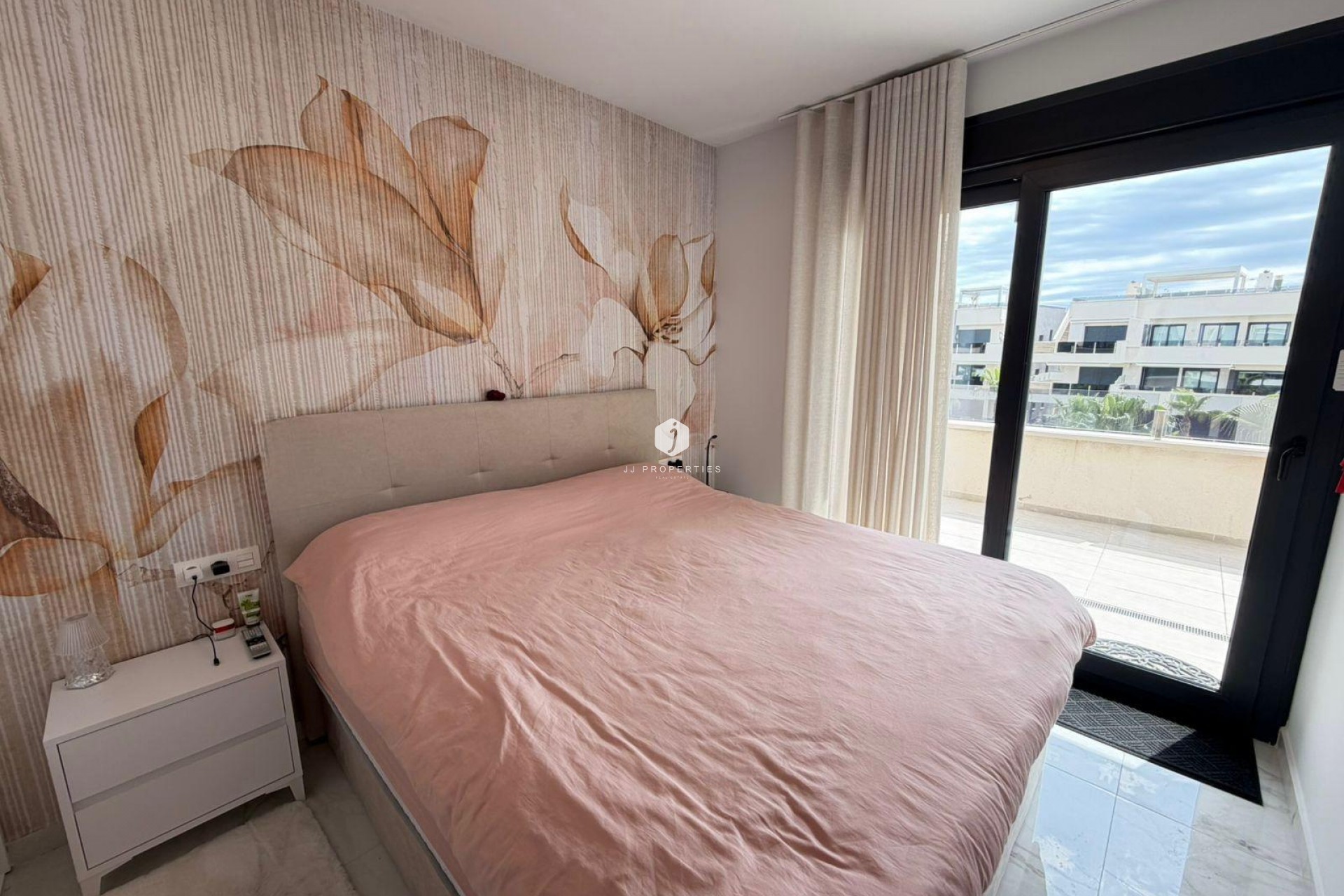 Tweedehands - Penthouse -
Orihuela Costa - Los Almendros-la Florida