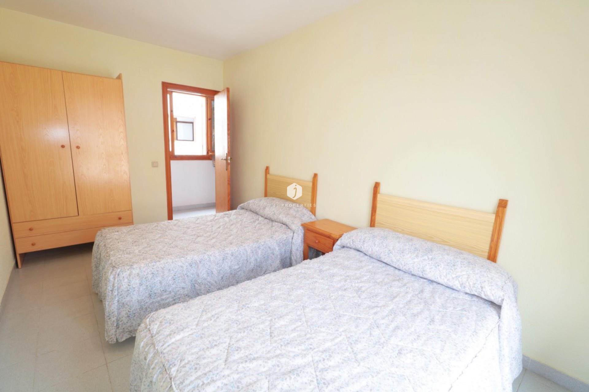 Tweedehands - Penthouse -
Playa Del Acequion - Costa Blanca